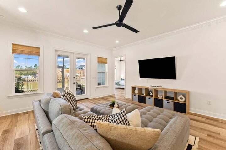 WATERSOUND ORIGINS - Residential Lease