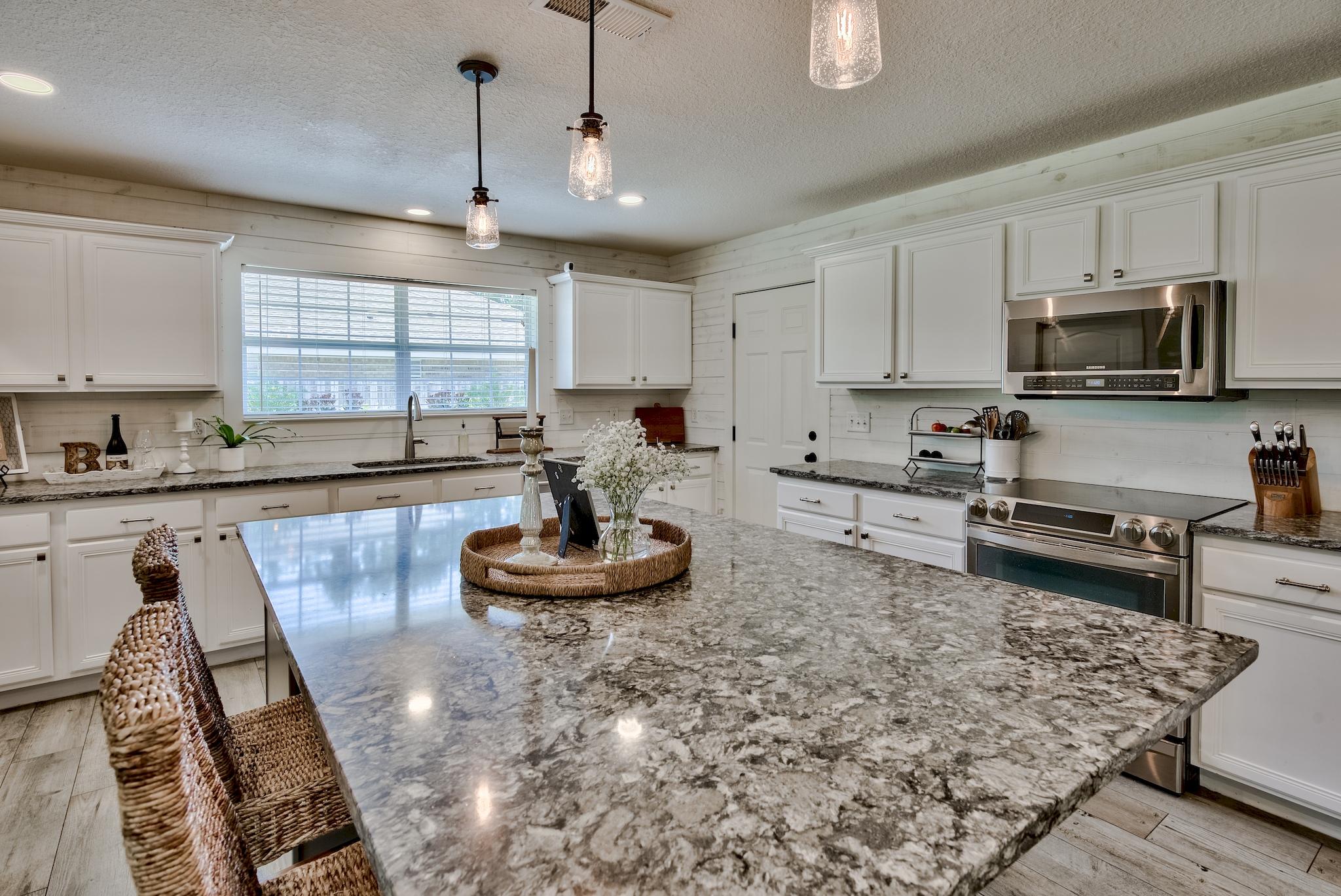 DRIFTWOOD ESTATES - Residential