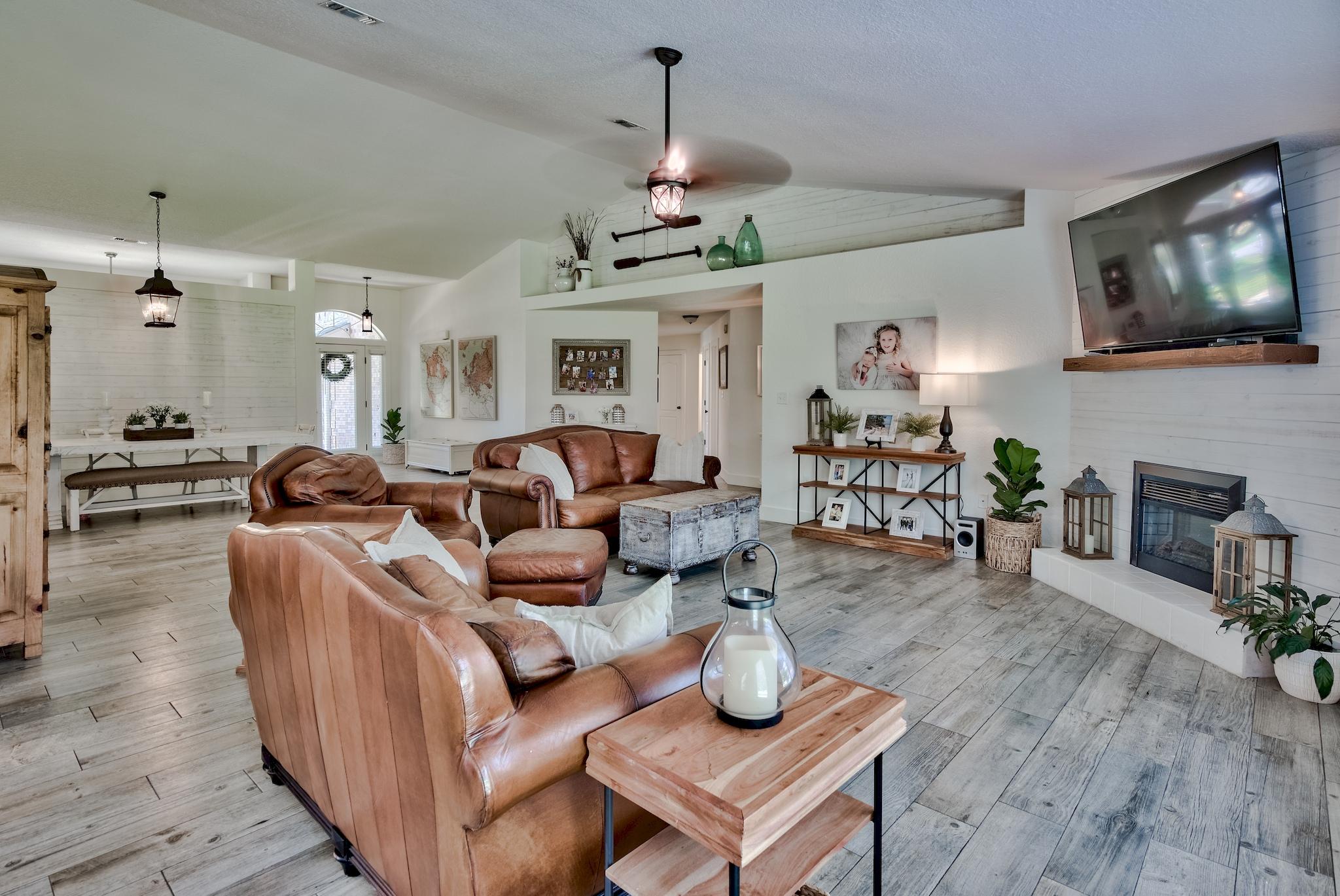 DRIFTWOOD ESTATES - Residential