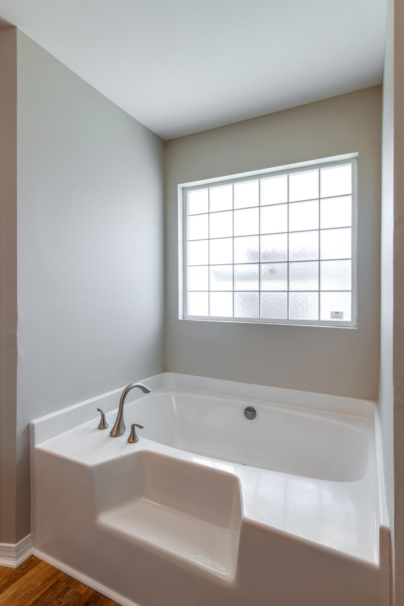 WATERSTONE - Residential