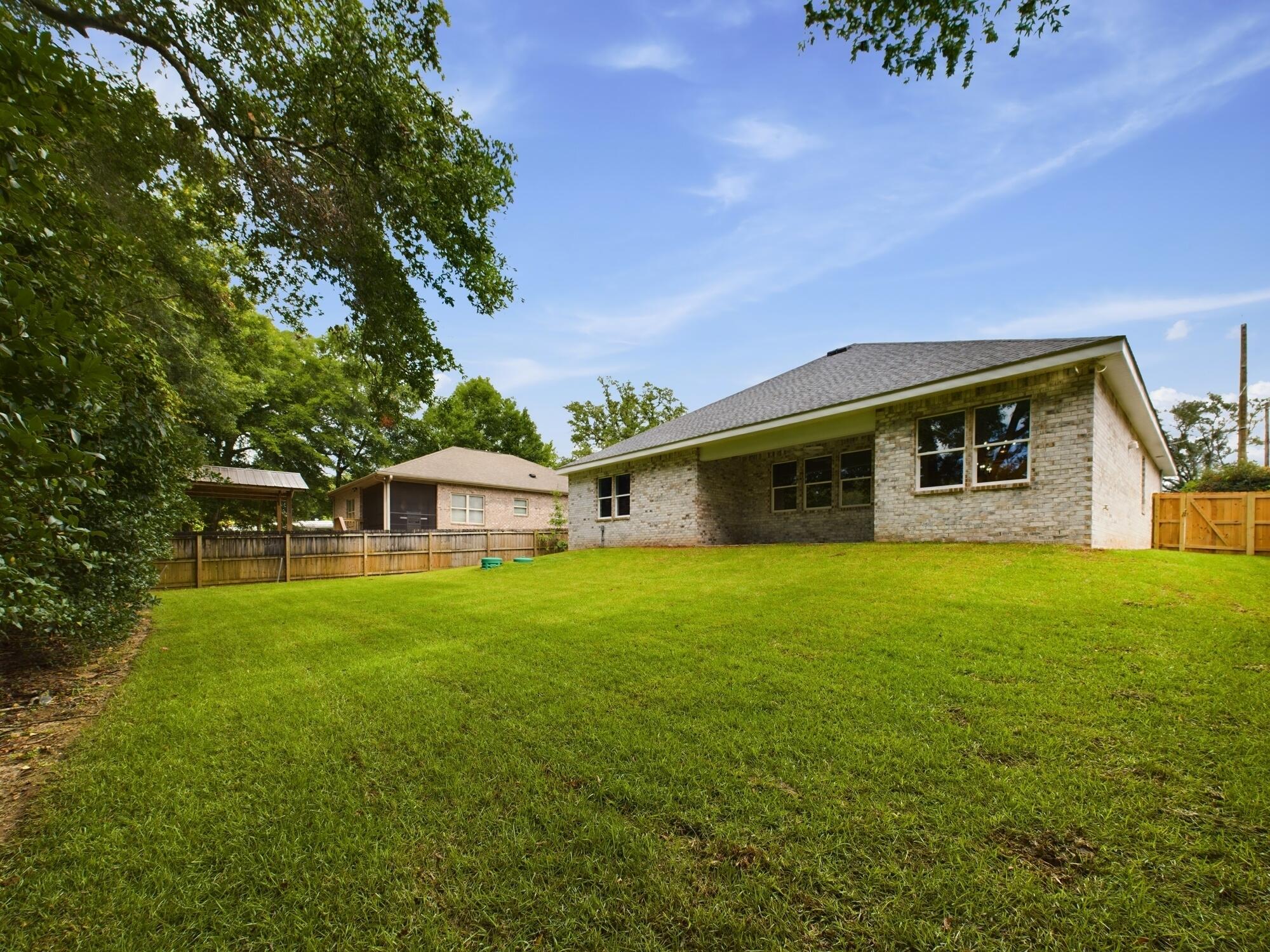 CRAIGIE BRAE S/D LOT 4 BLK B - Residential