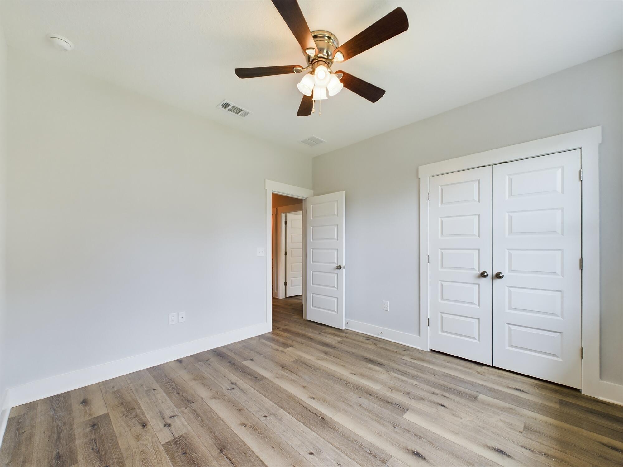 CRAIGIE BRAE S/D LOT 4 BLK B - Residential