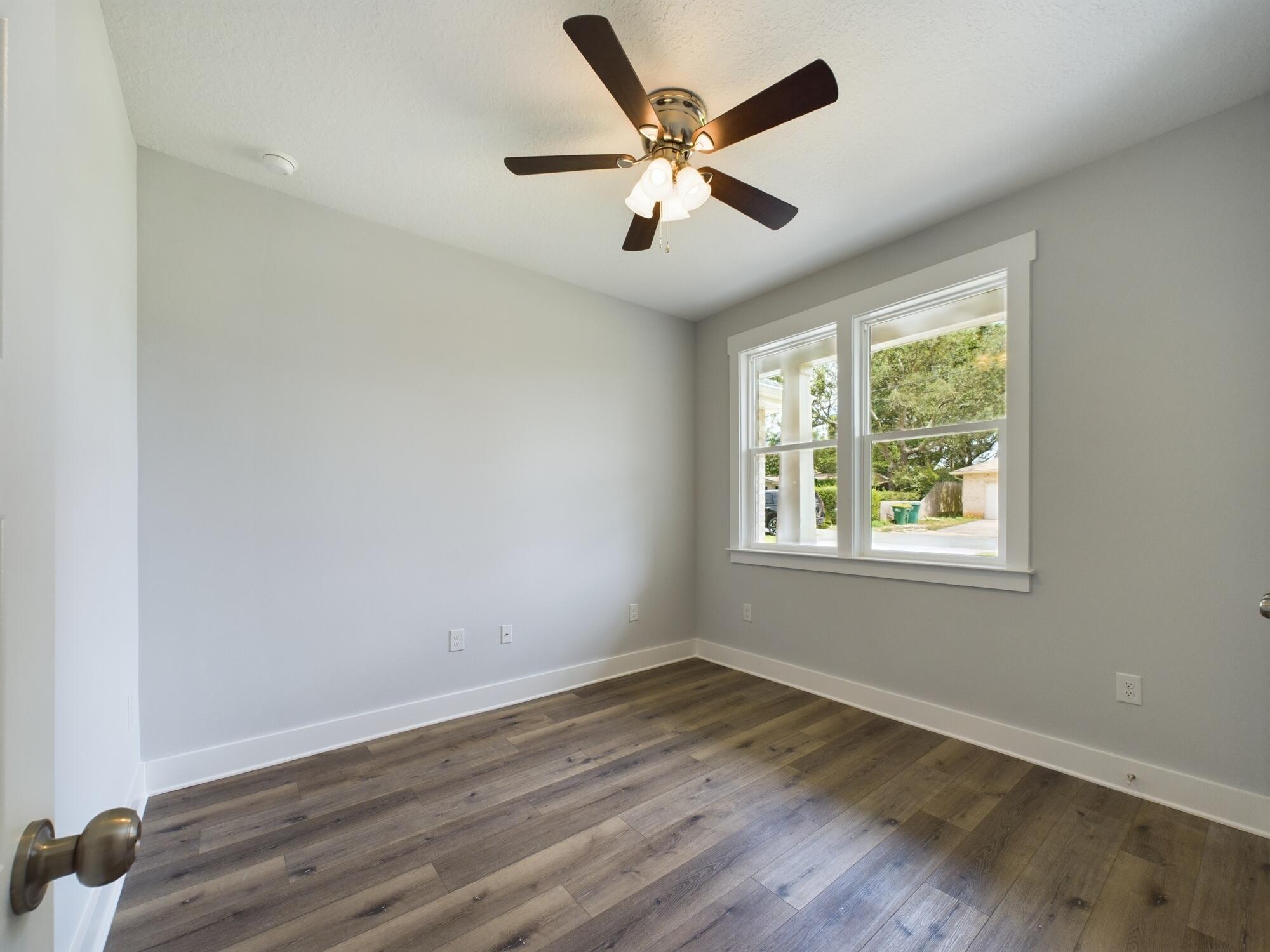 CRAIGIE BRAE S/D LOT 4 BLK B - Residential