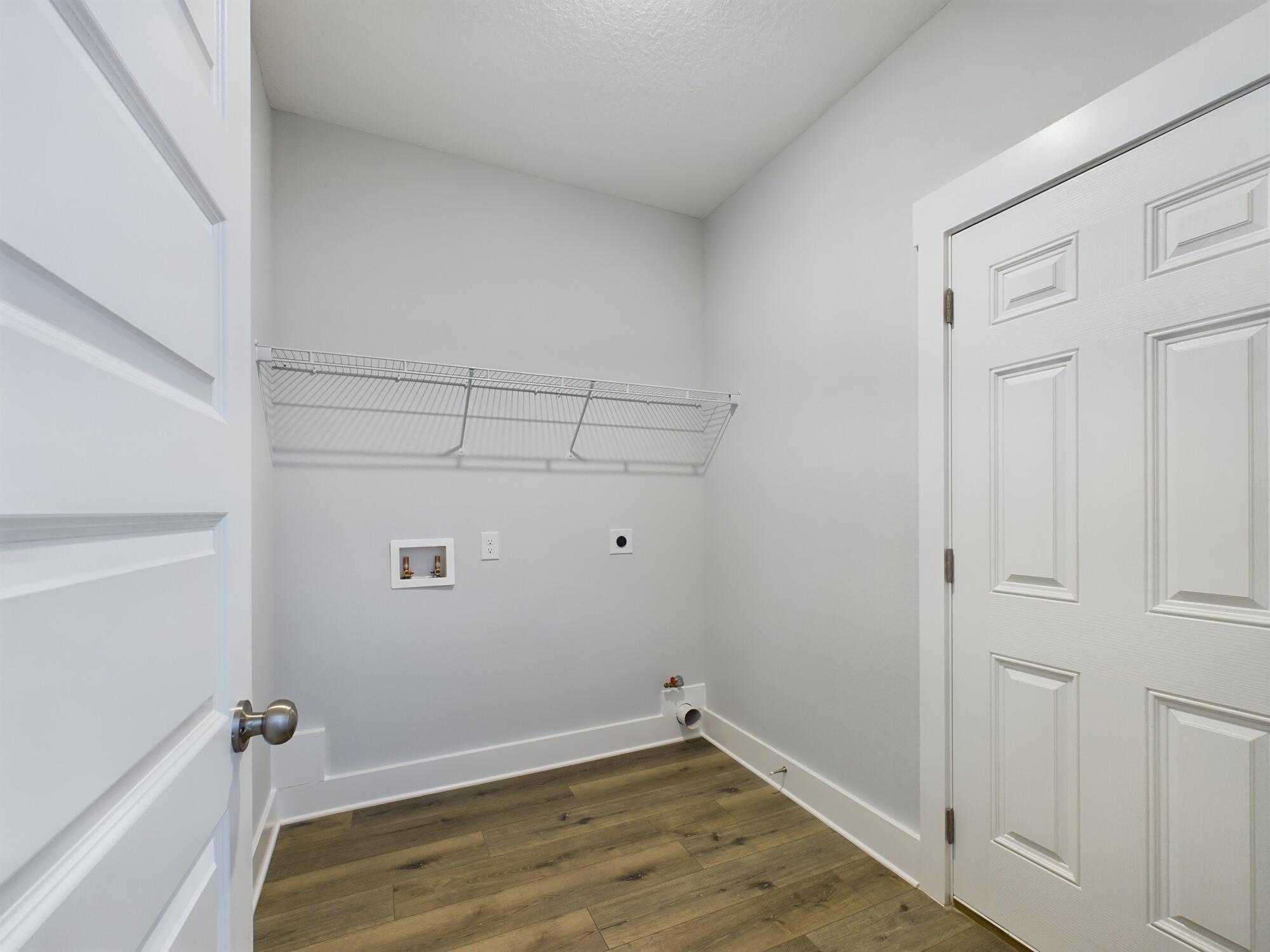 CRAIGIE BRAE S/D LOT 4 BLK B - Residential