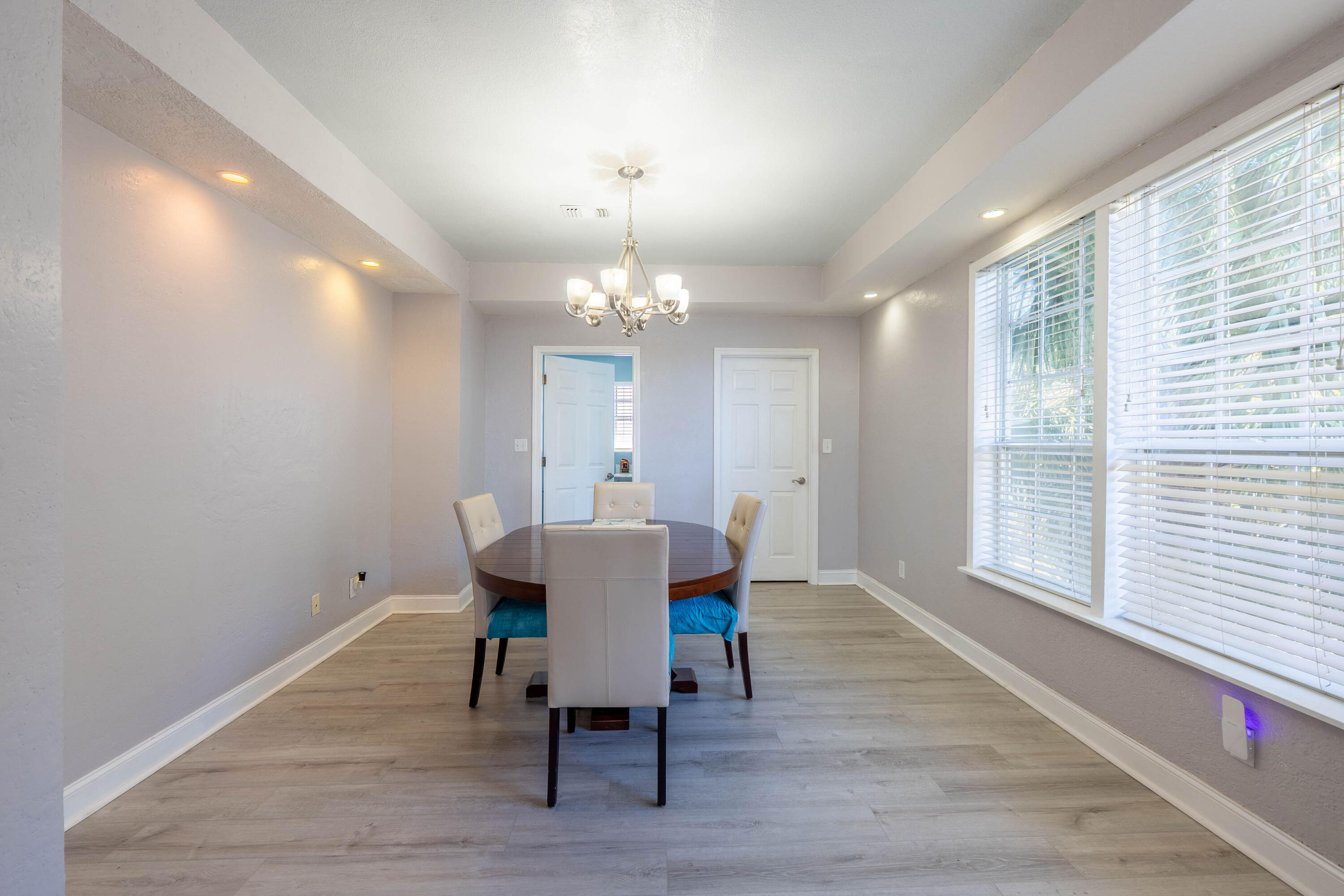 BAYSHORE GARDENS - Residential