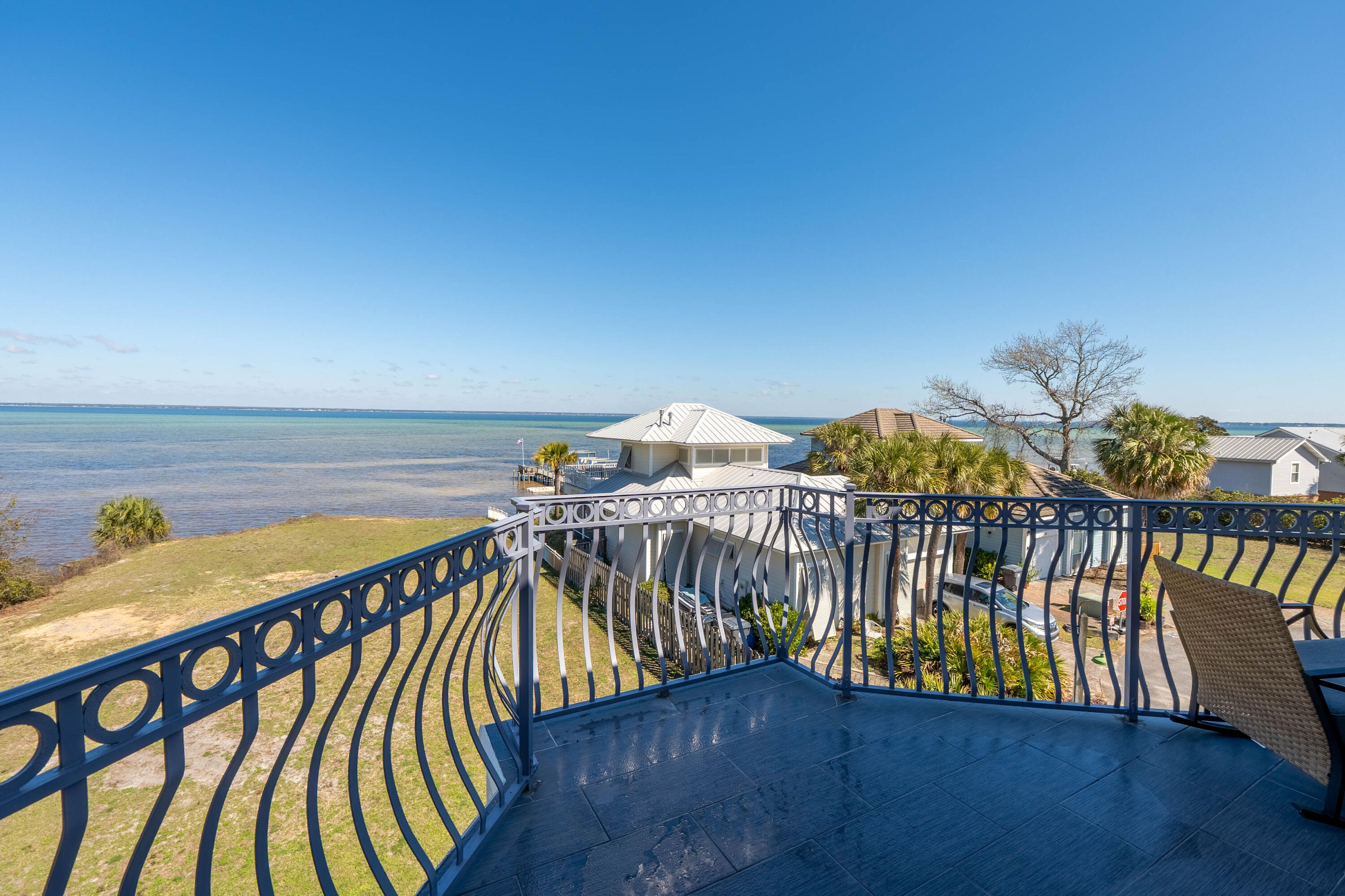 BAYSHORE GARDENS - Residential