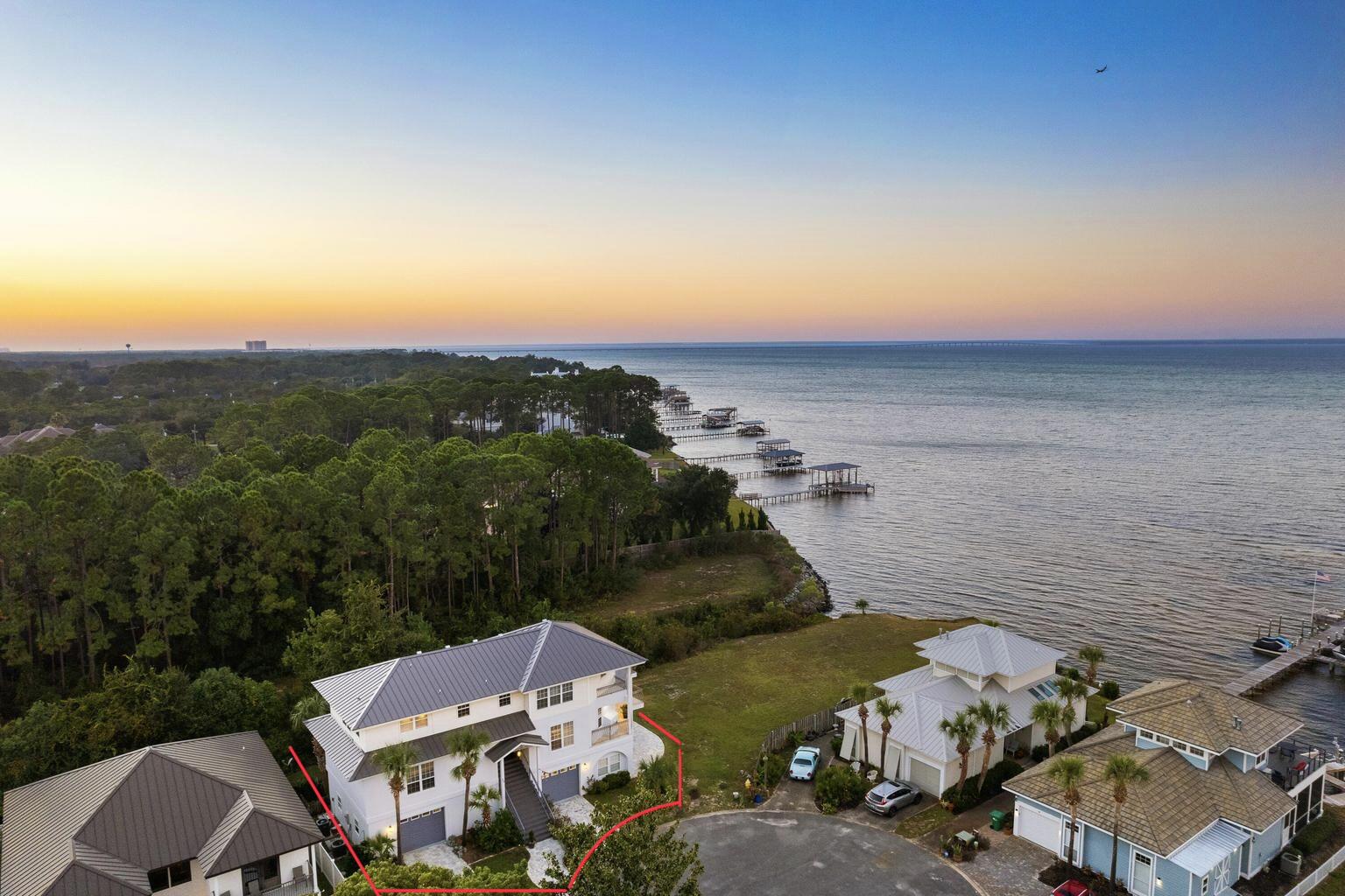 BAYSHORE GARDENS - Residential