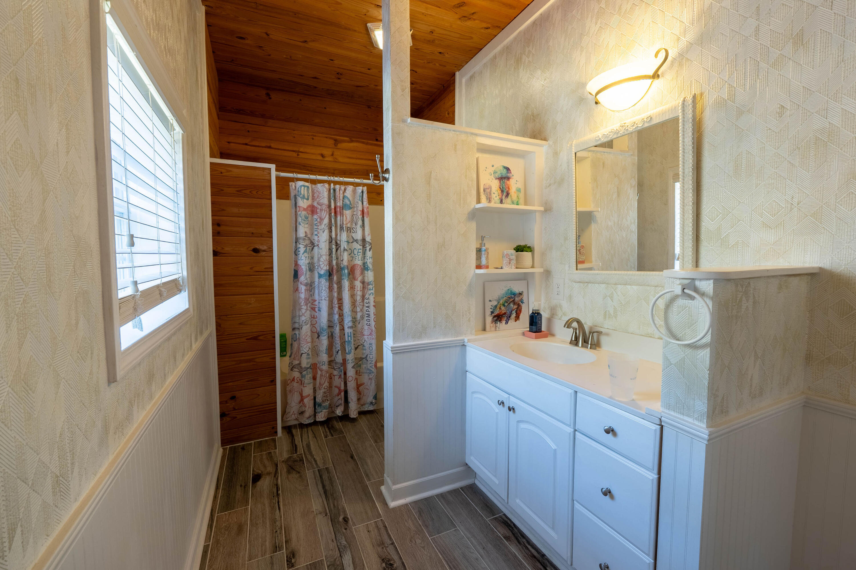 BAYSHORE GARDENS - Residential