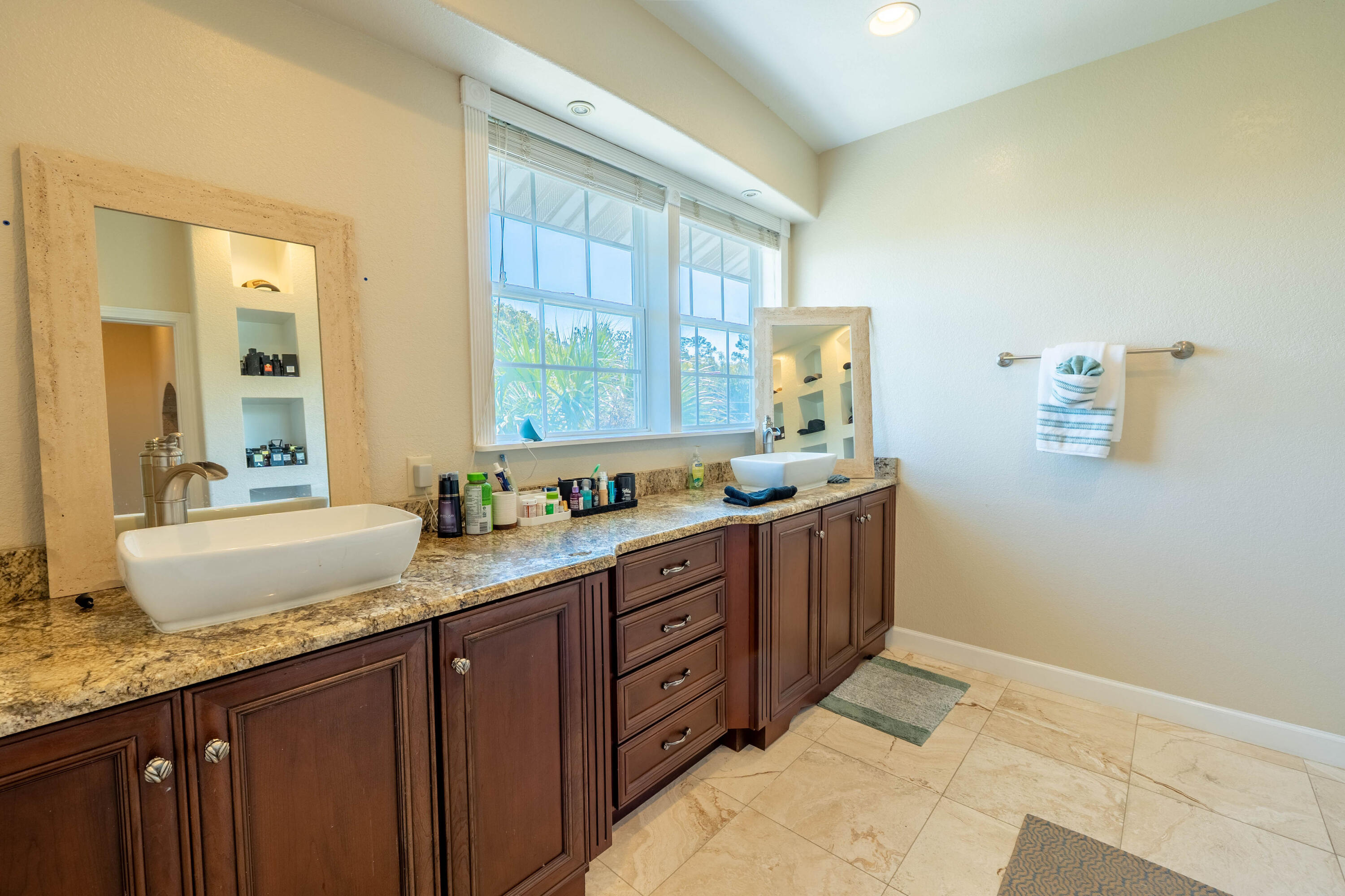 BAYSHORE GARDENS - Residential