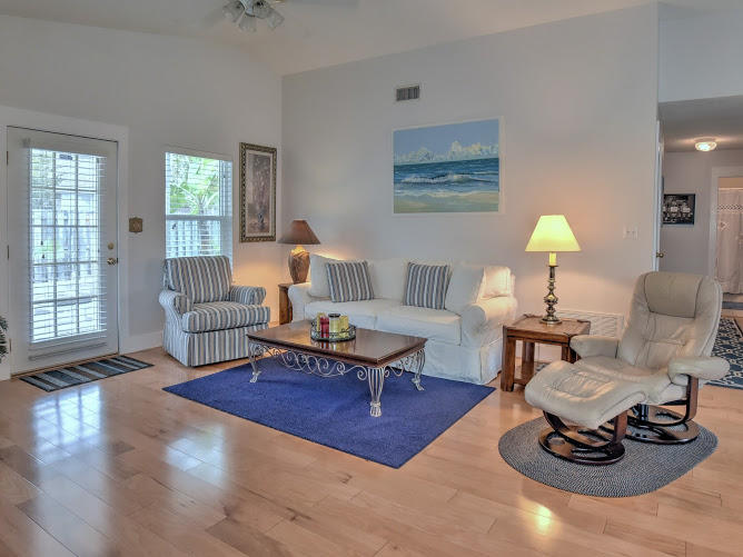 BAYSIDE PH 1 - Residential