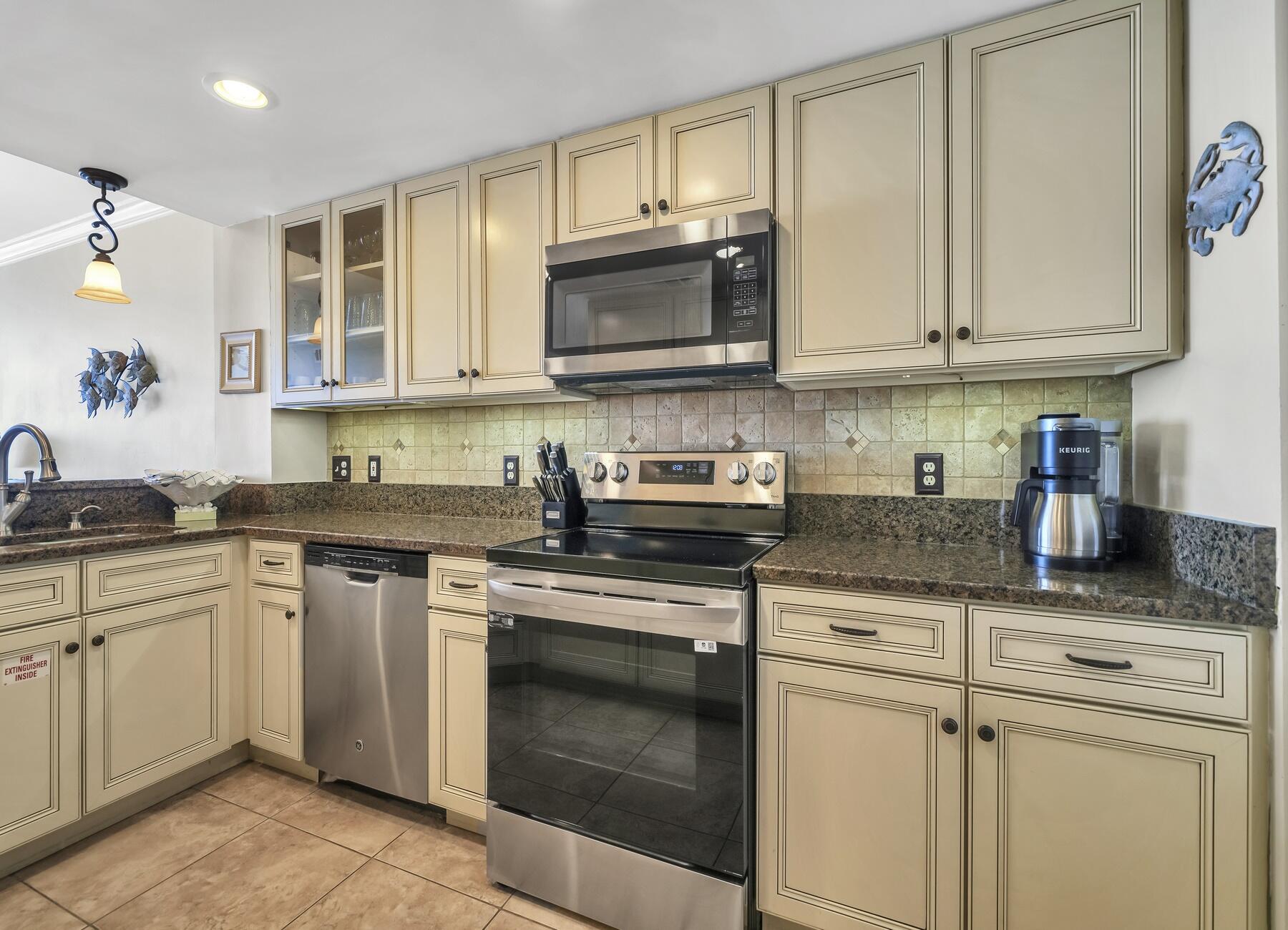 JADE EAST TOWERS CONDO - Residential