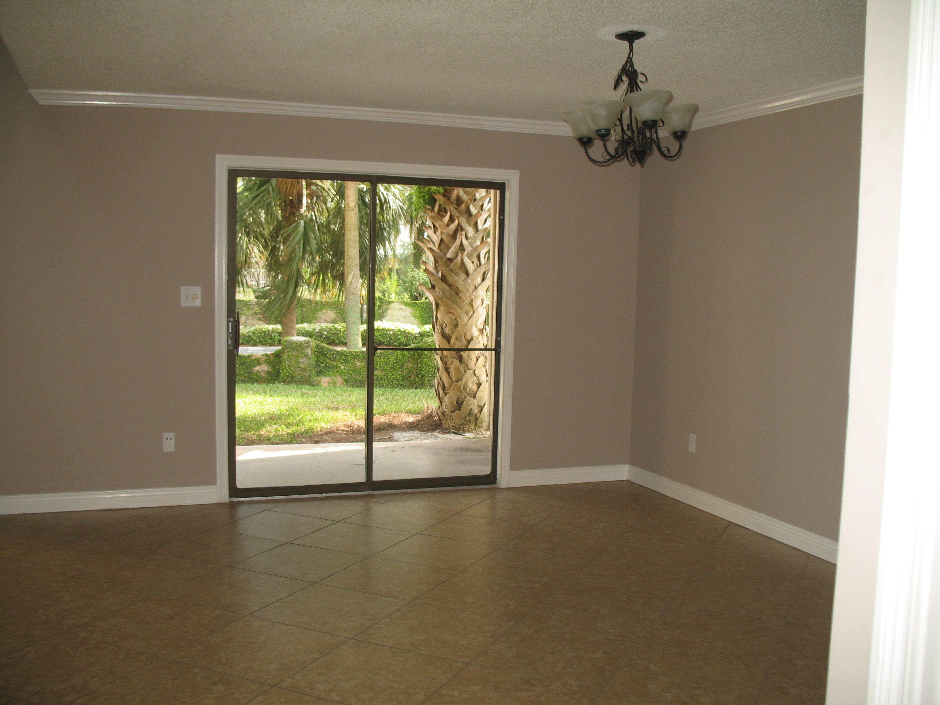 SHORELINE GARDENS T/H - Residential