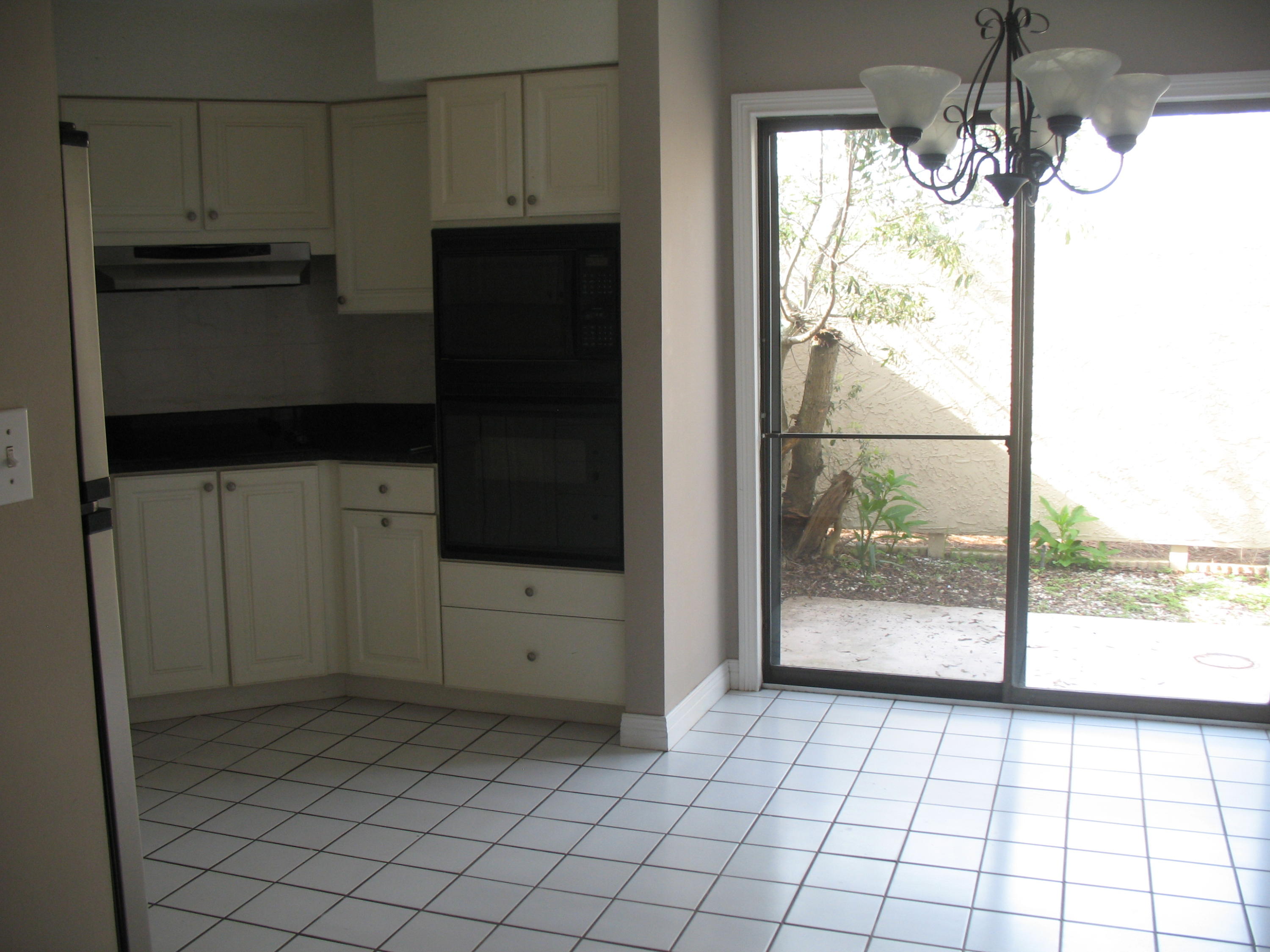 SHORELINE GARDENS T/H - Residential