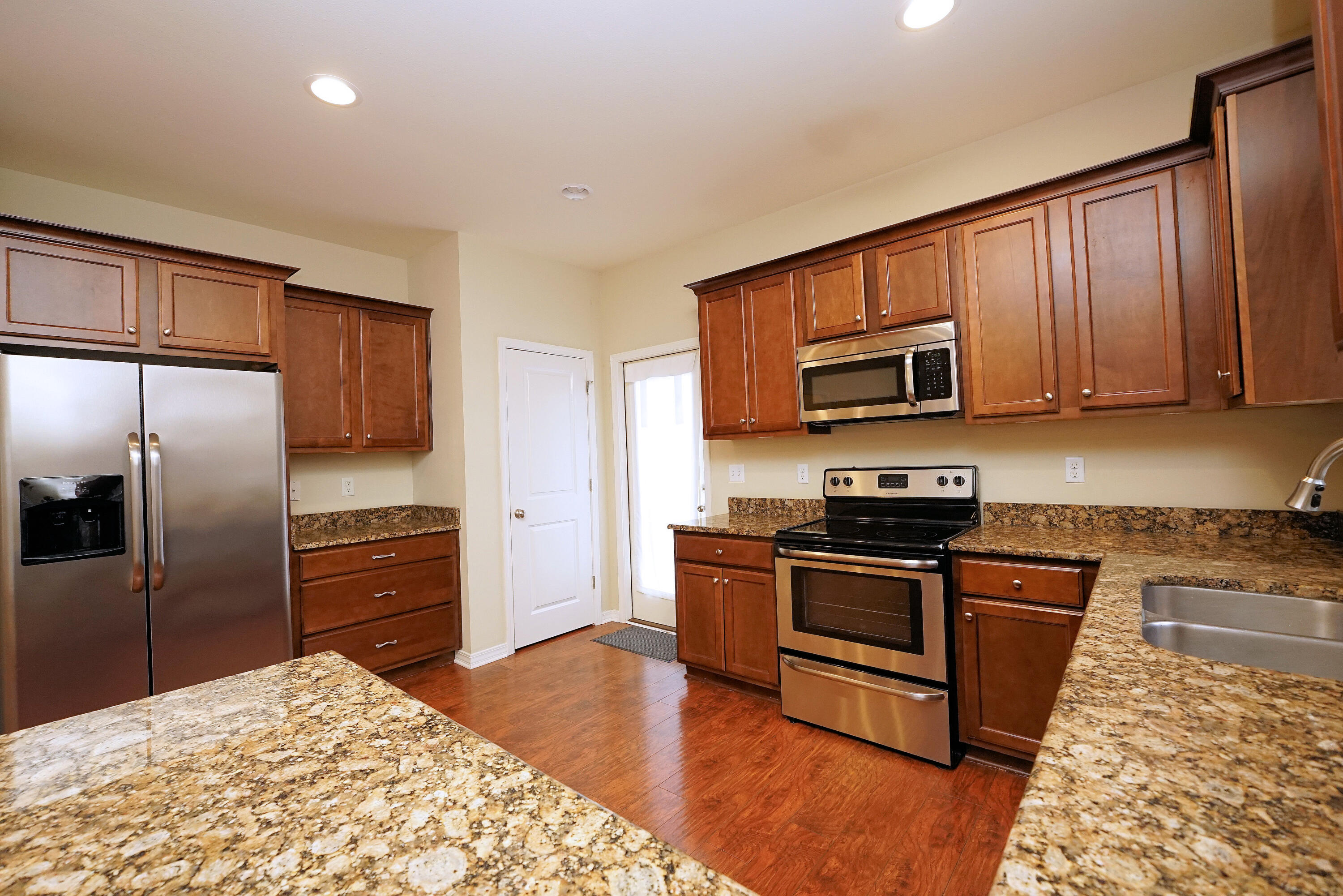 UNRECORDED SUBDIVISION - Residential Lease