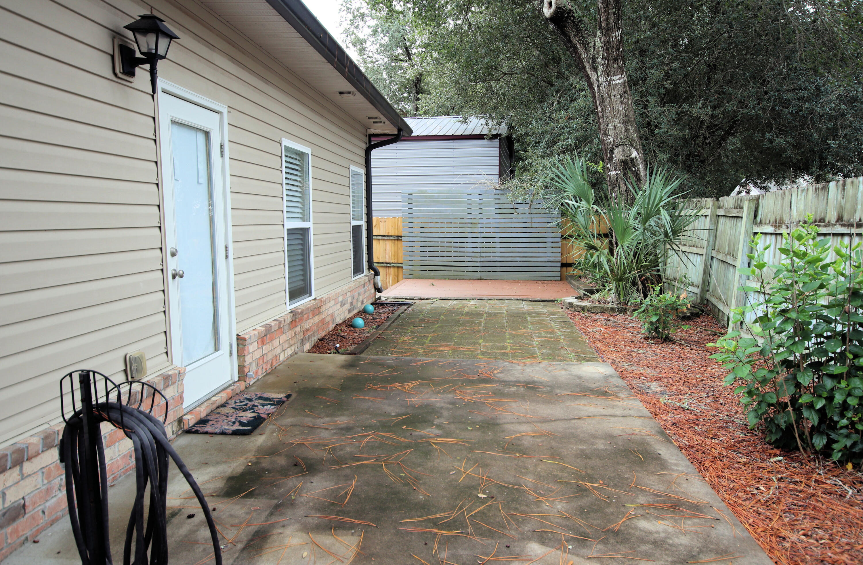 UNRECORDED SUBDIVISION - Residential Lease