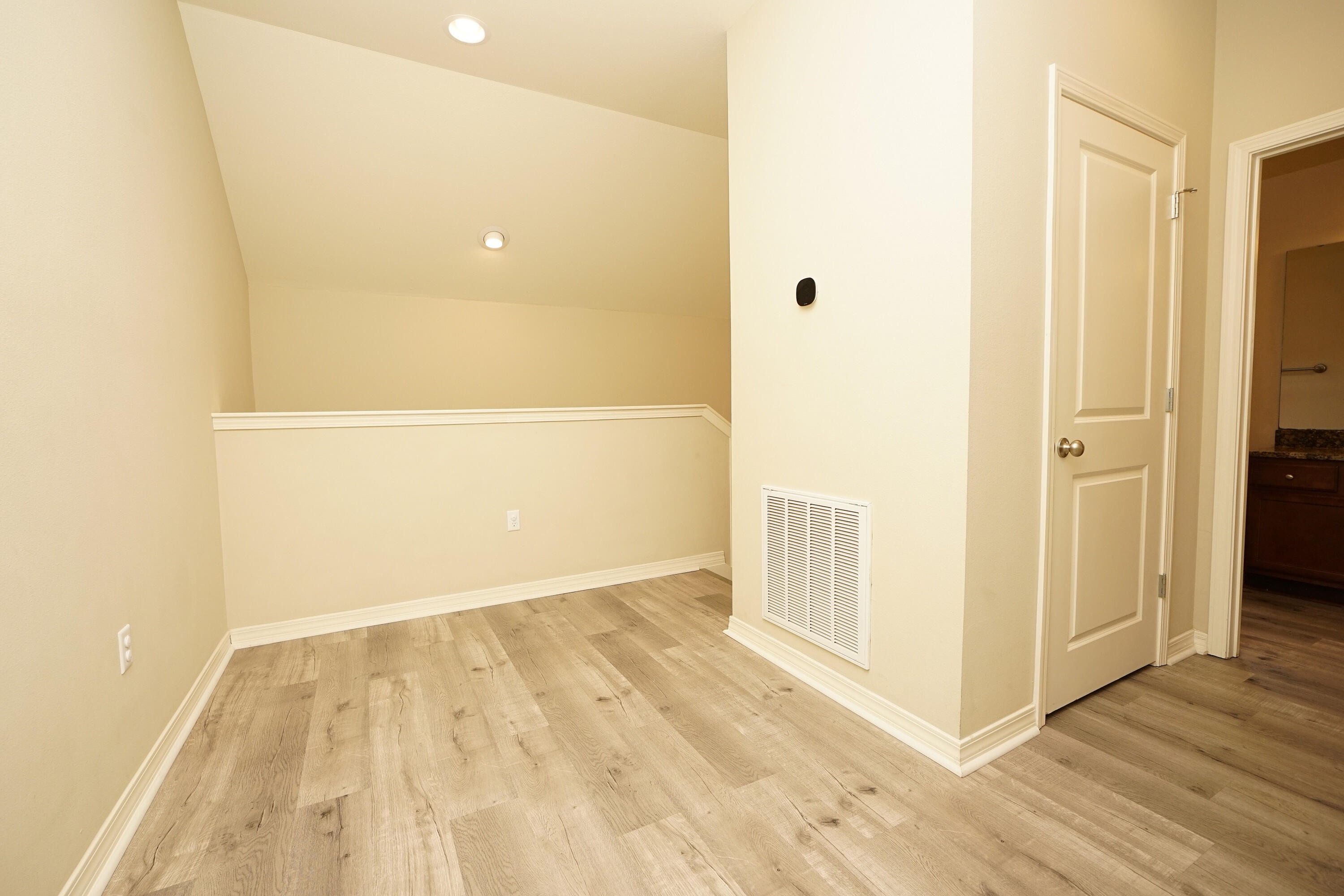 UNRECORDED SUBDIVISION - Residential Lease