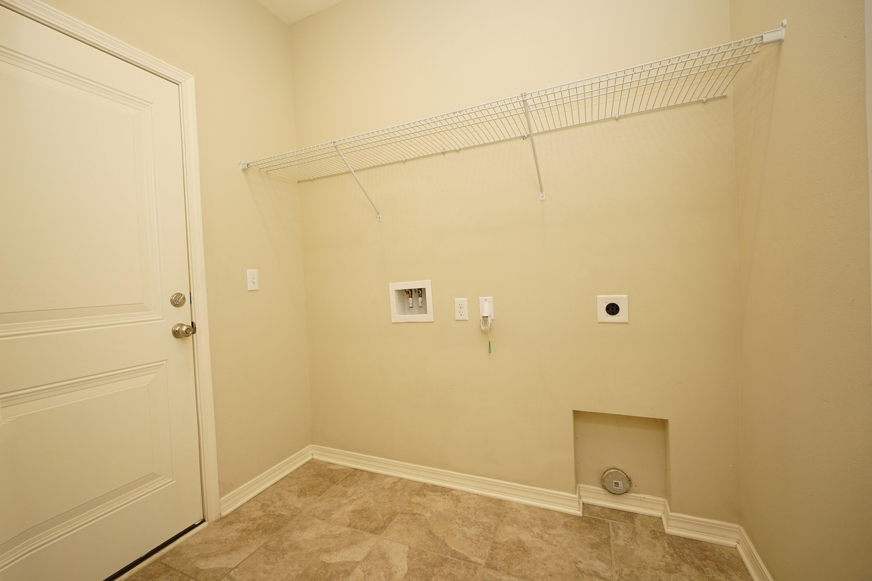 UNRECORDED SUBDIVISION - Residential Lease