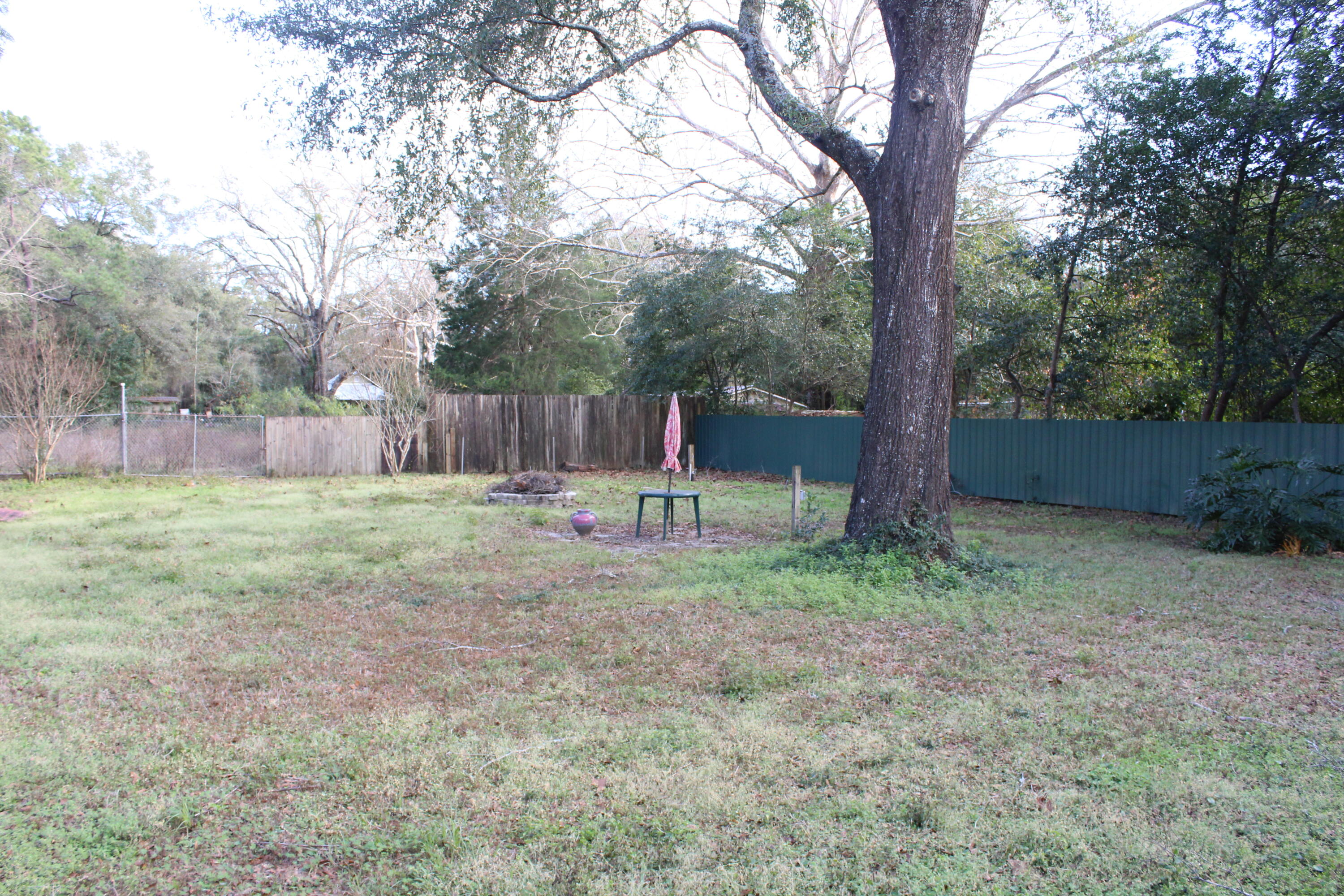 CRESTVIEW - Residential