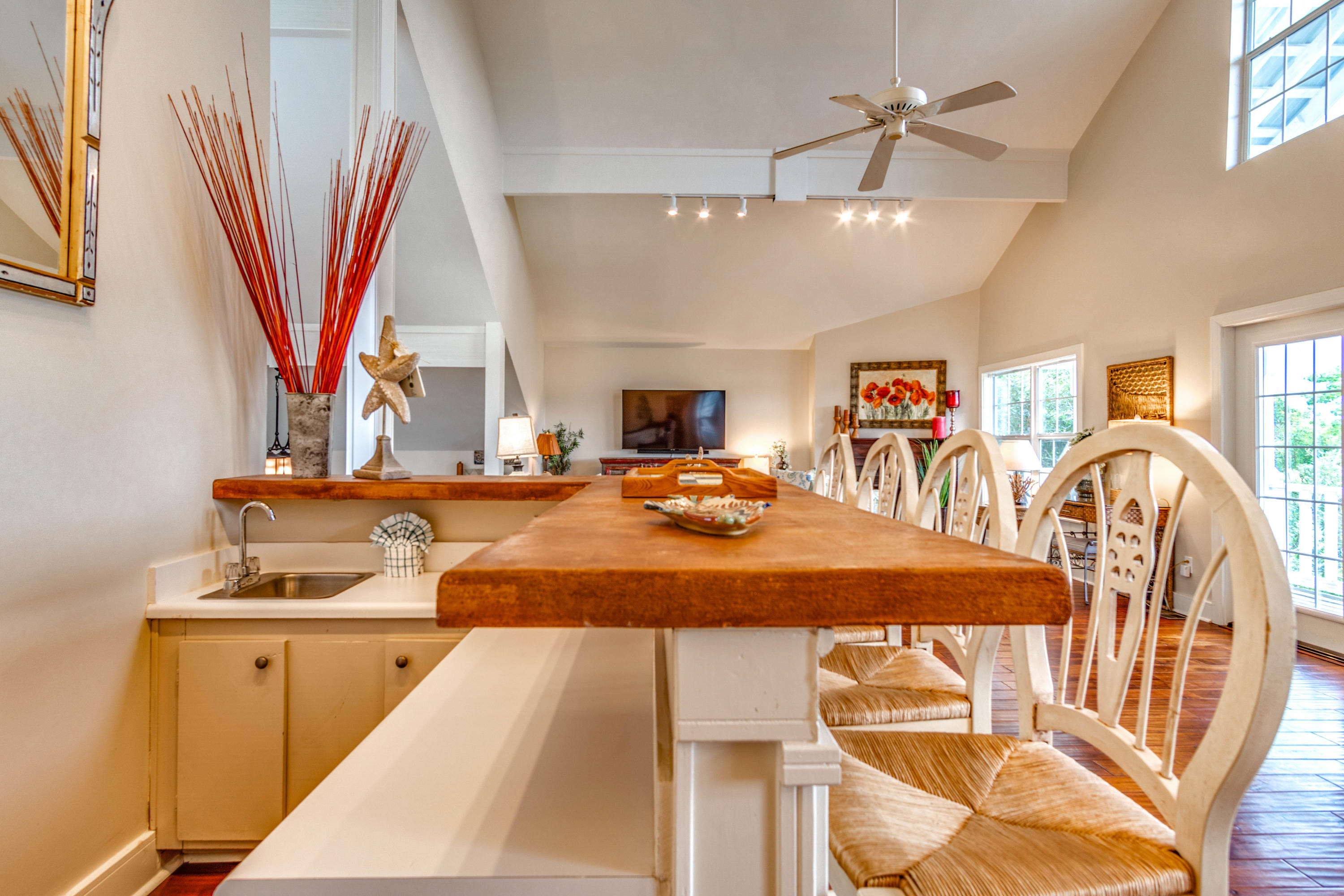 KOKOMO KOVE - Residential