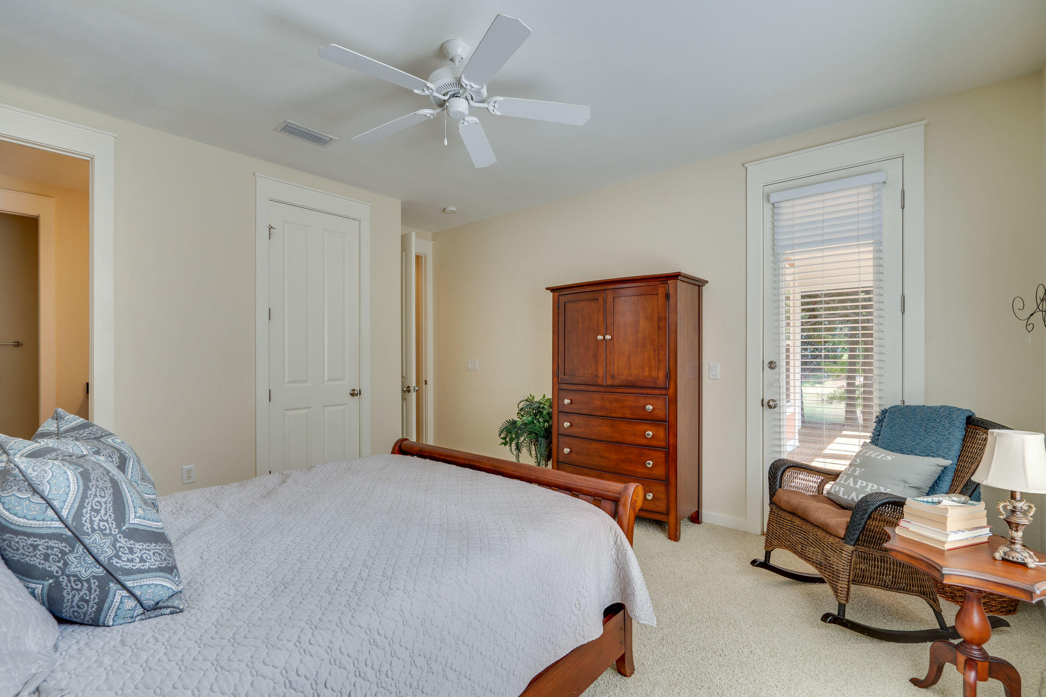 LAUREL GROVE - Residential