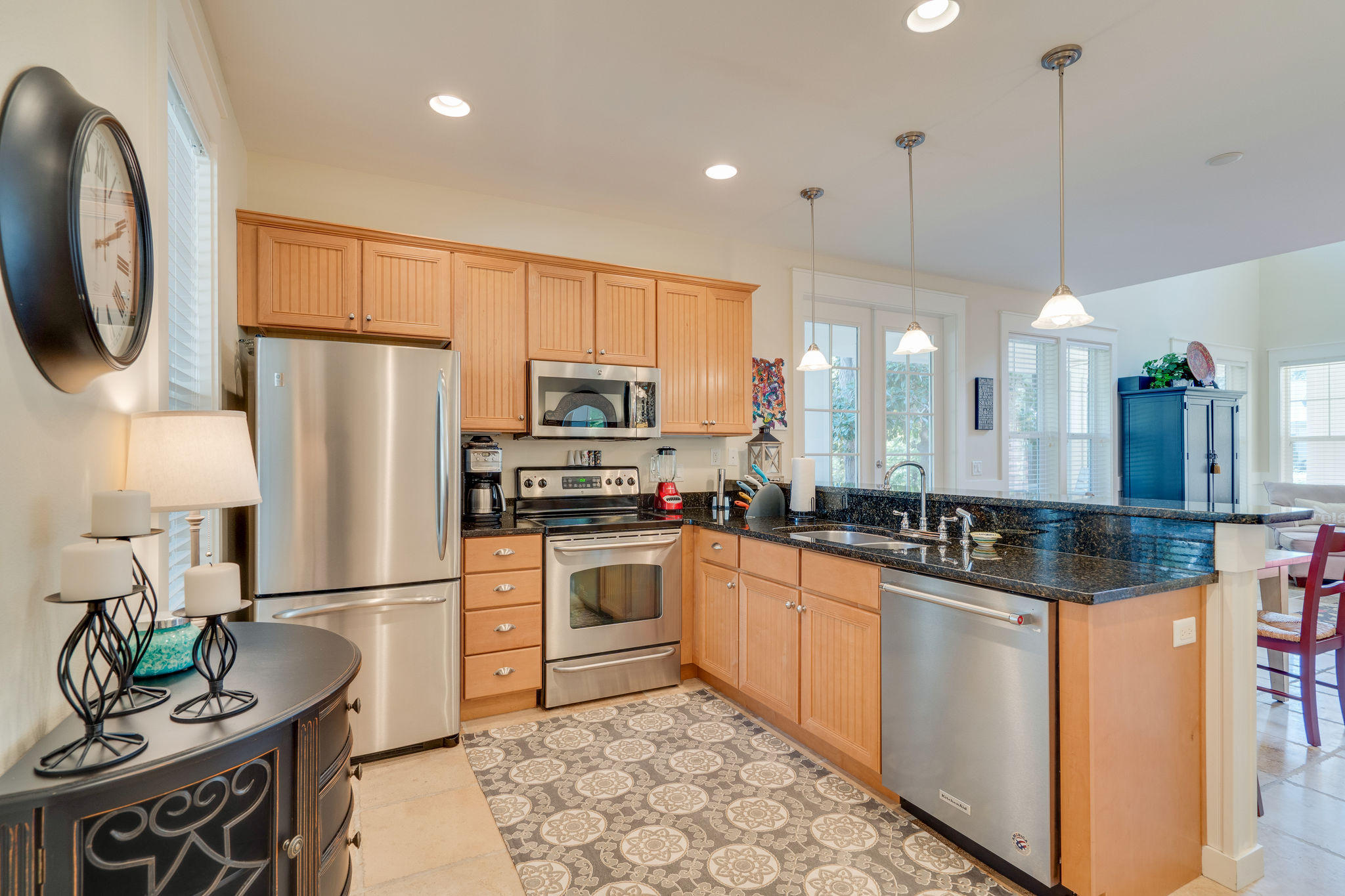 LAUREL GROVE - Residential