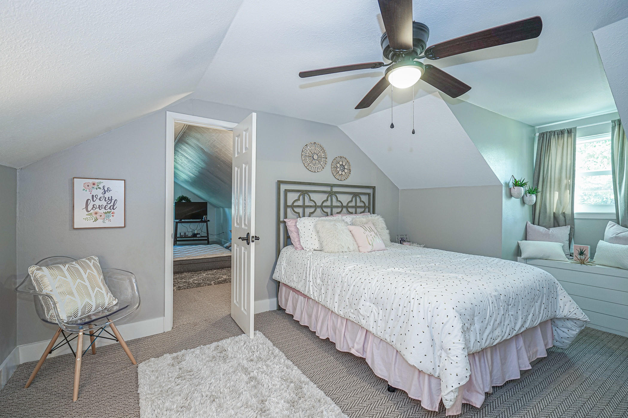 COUNTRY CLUB ESTATES - Residential