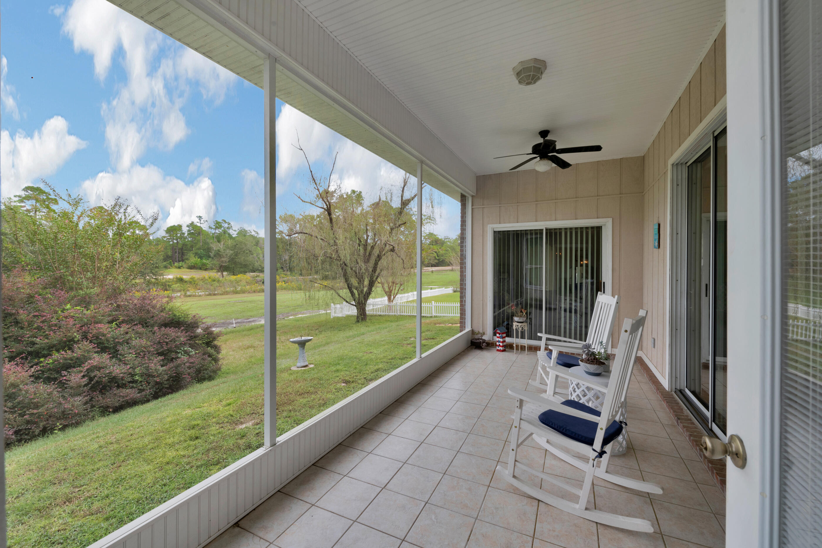 FOXWOOD ESTATES 1 - Residential