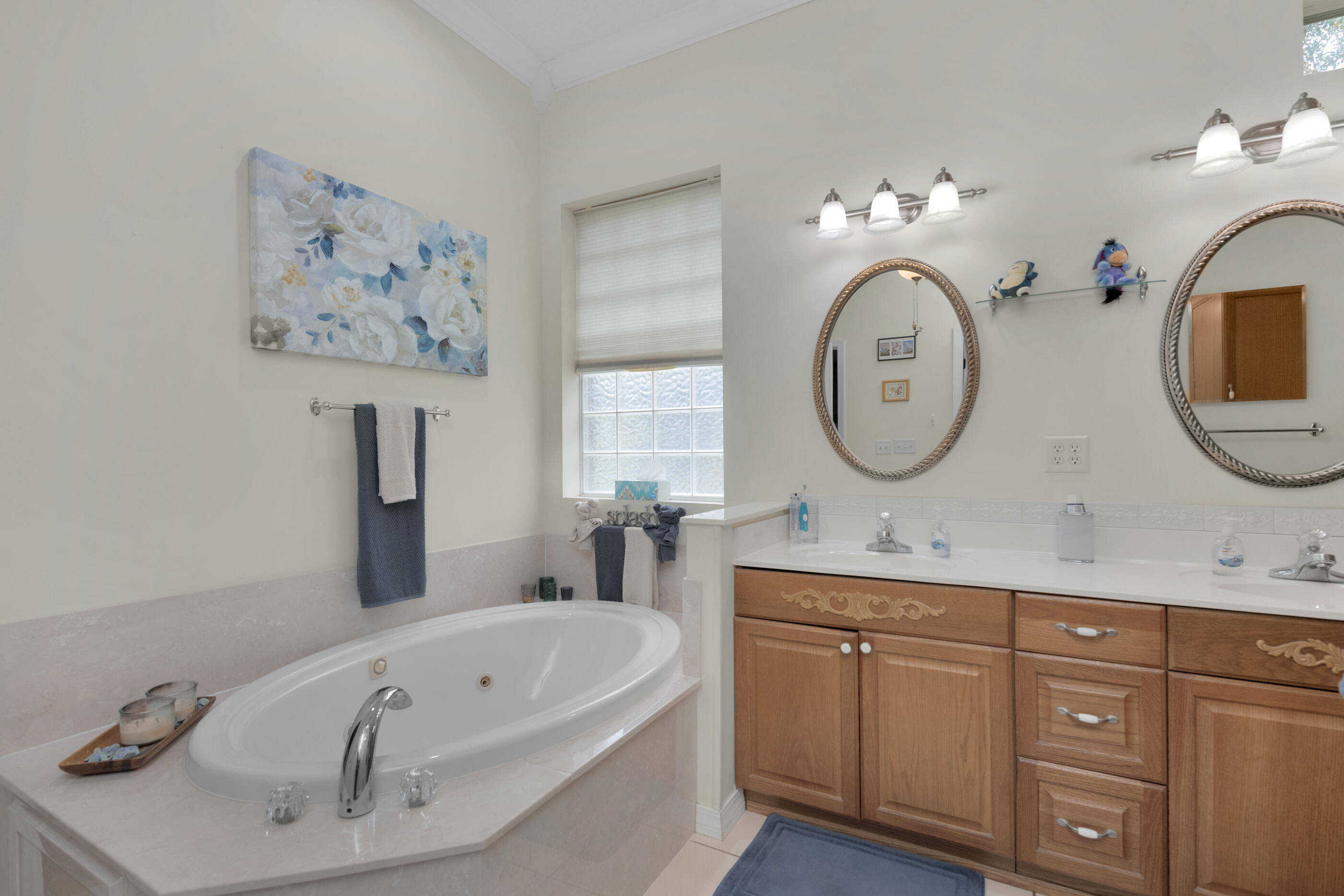 FOXWOOD ESTATES 1 - Residential