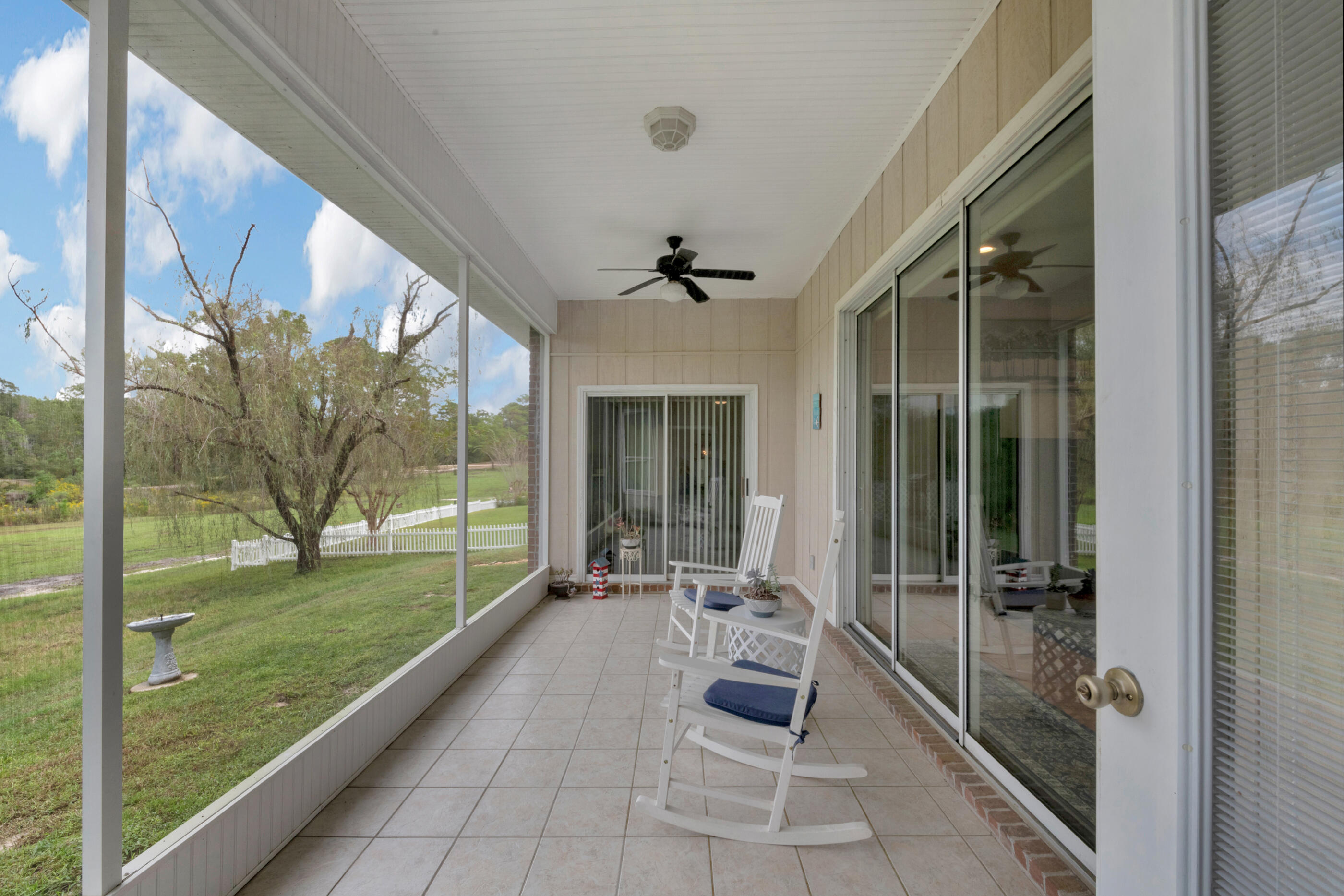 FOXWOOD ESTATES 1 - Residential