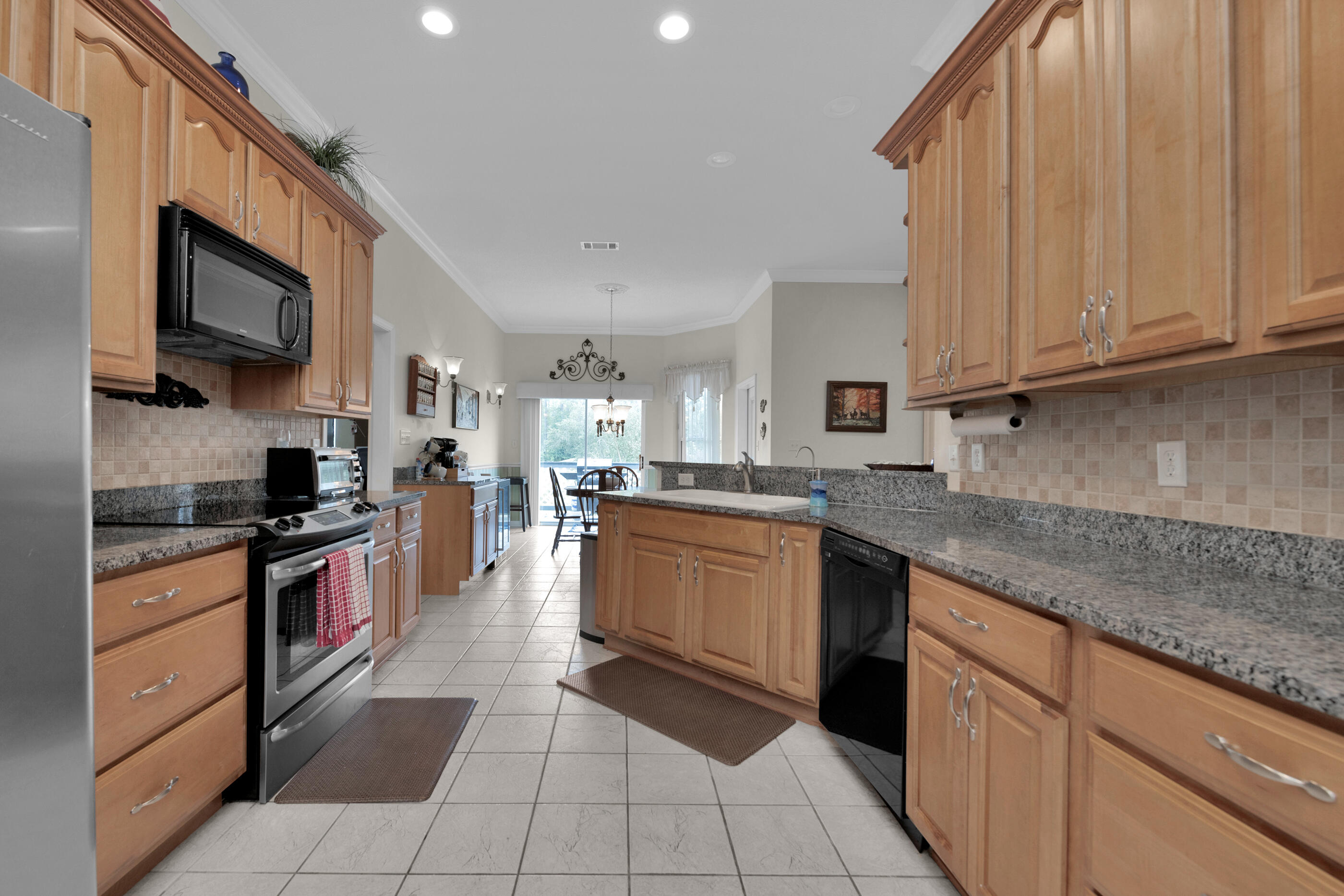 FOXWOOD ESTATES 1 - Residential