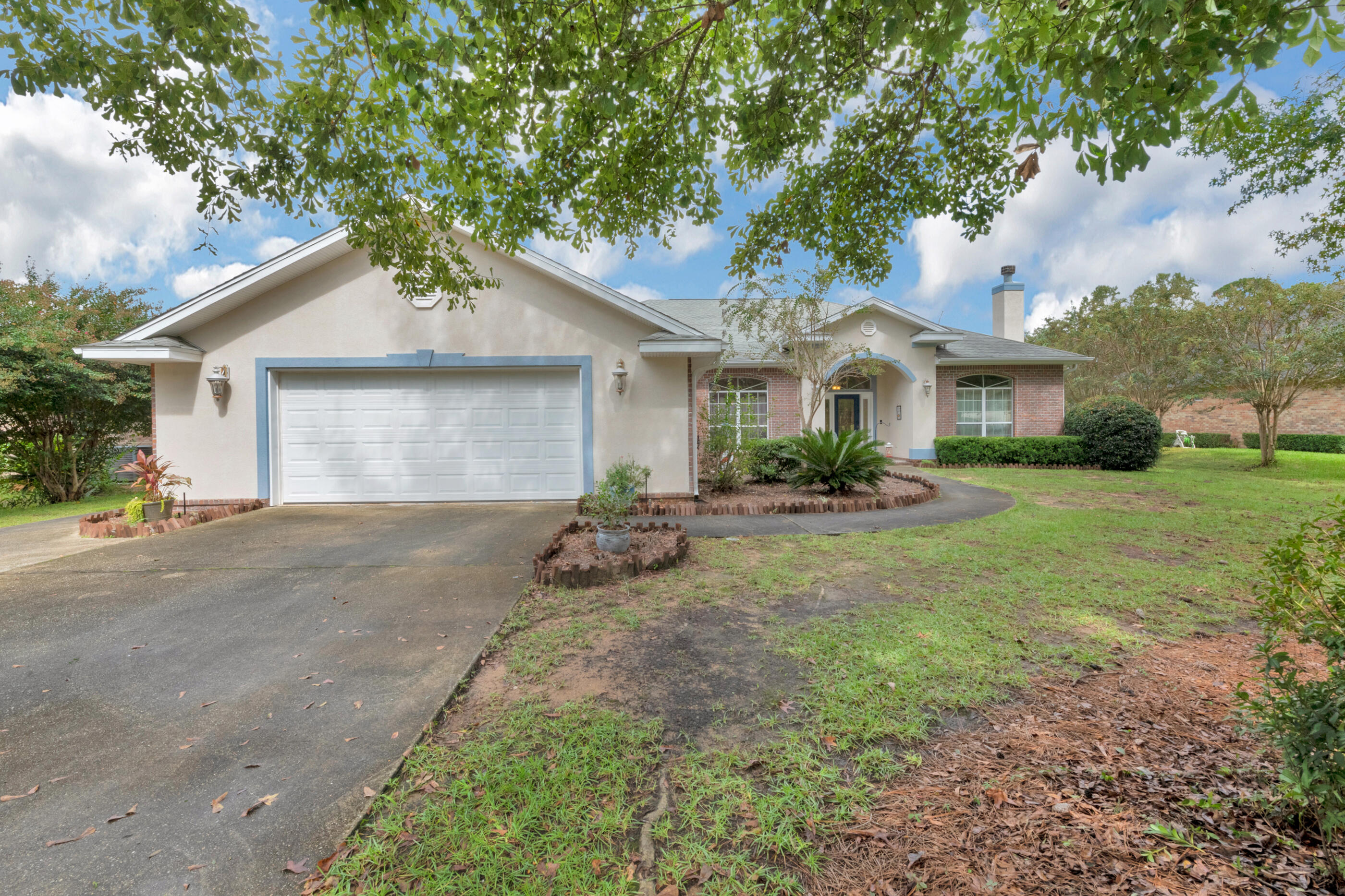 FOXWOOD ESTATES 1 - Residential