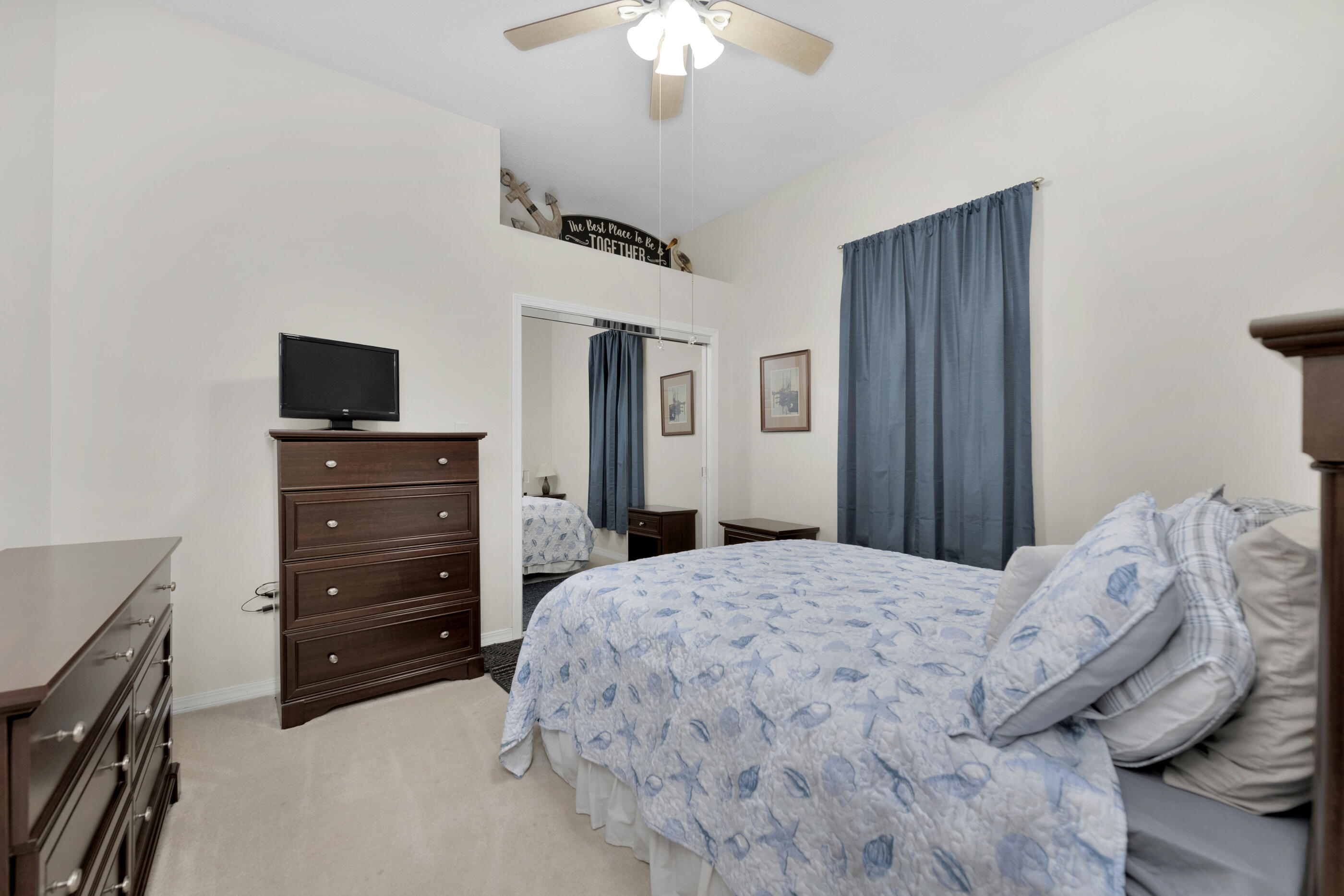 FOXWOOD ESTATES 1 - Residential