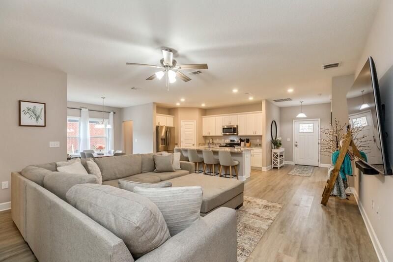 PINEY WOODS EST - Residential