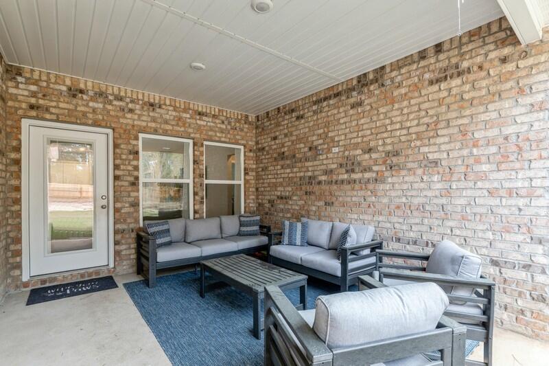 PINEY WOODS EST - Residential