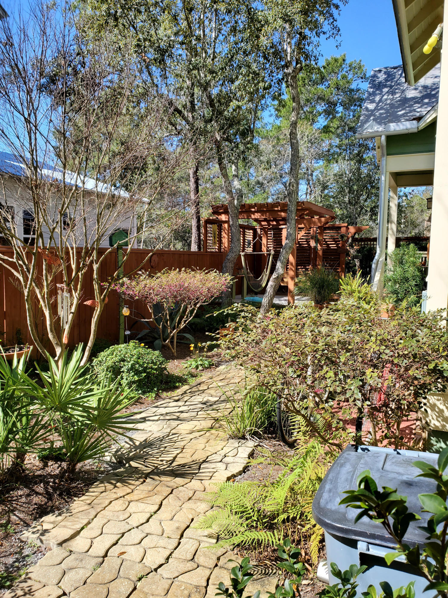 GRAYTON COVE - Residential