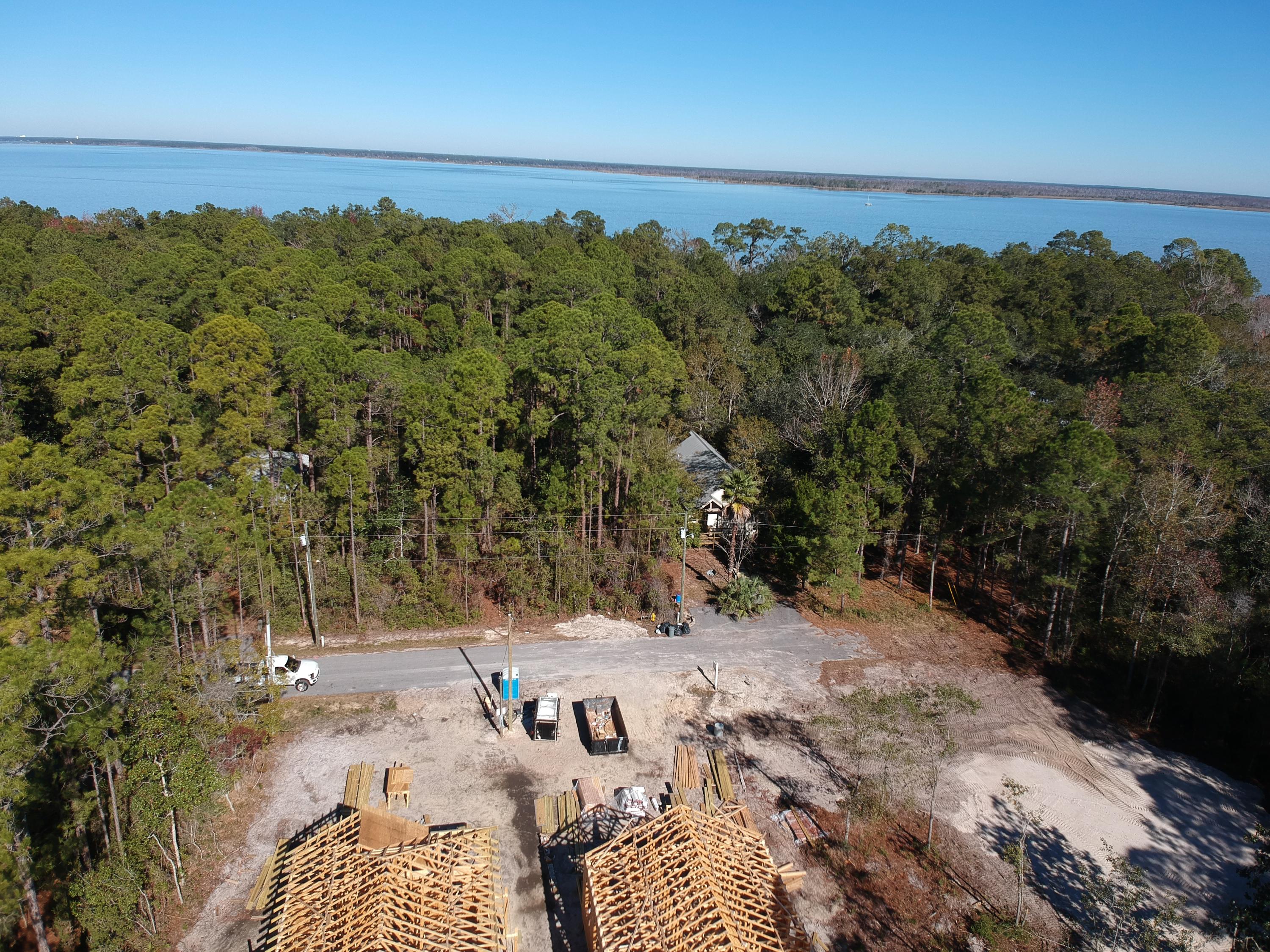 MAGNOLIA BEACH - Residential