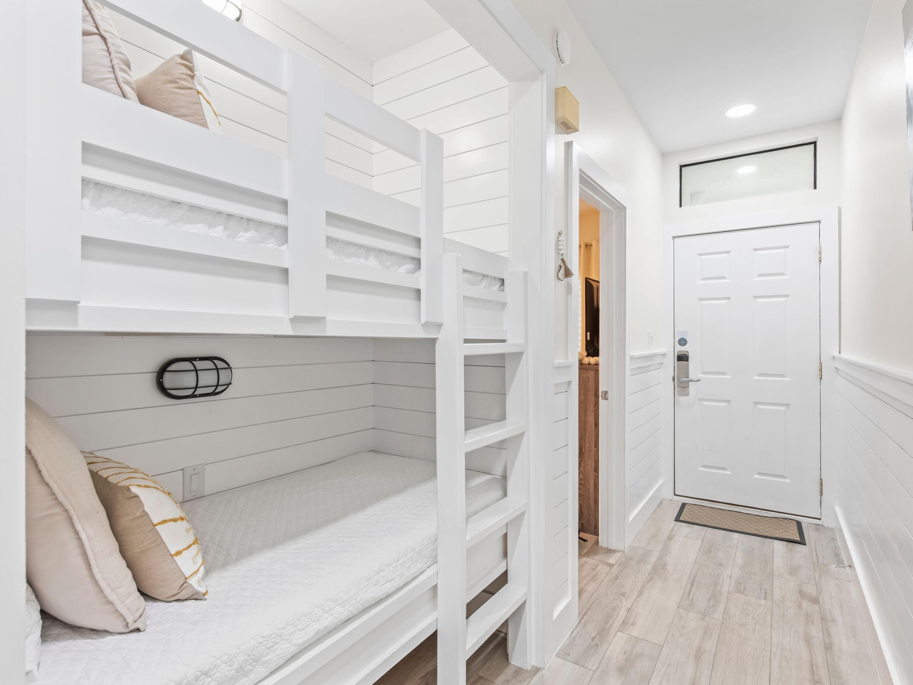 PALMS AT SEAGROVE CONDO UNIT D - Residential