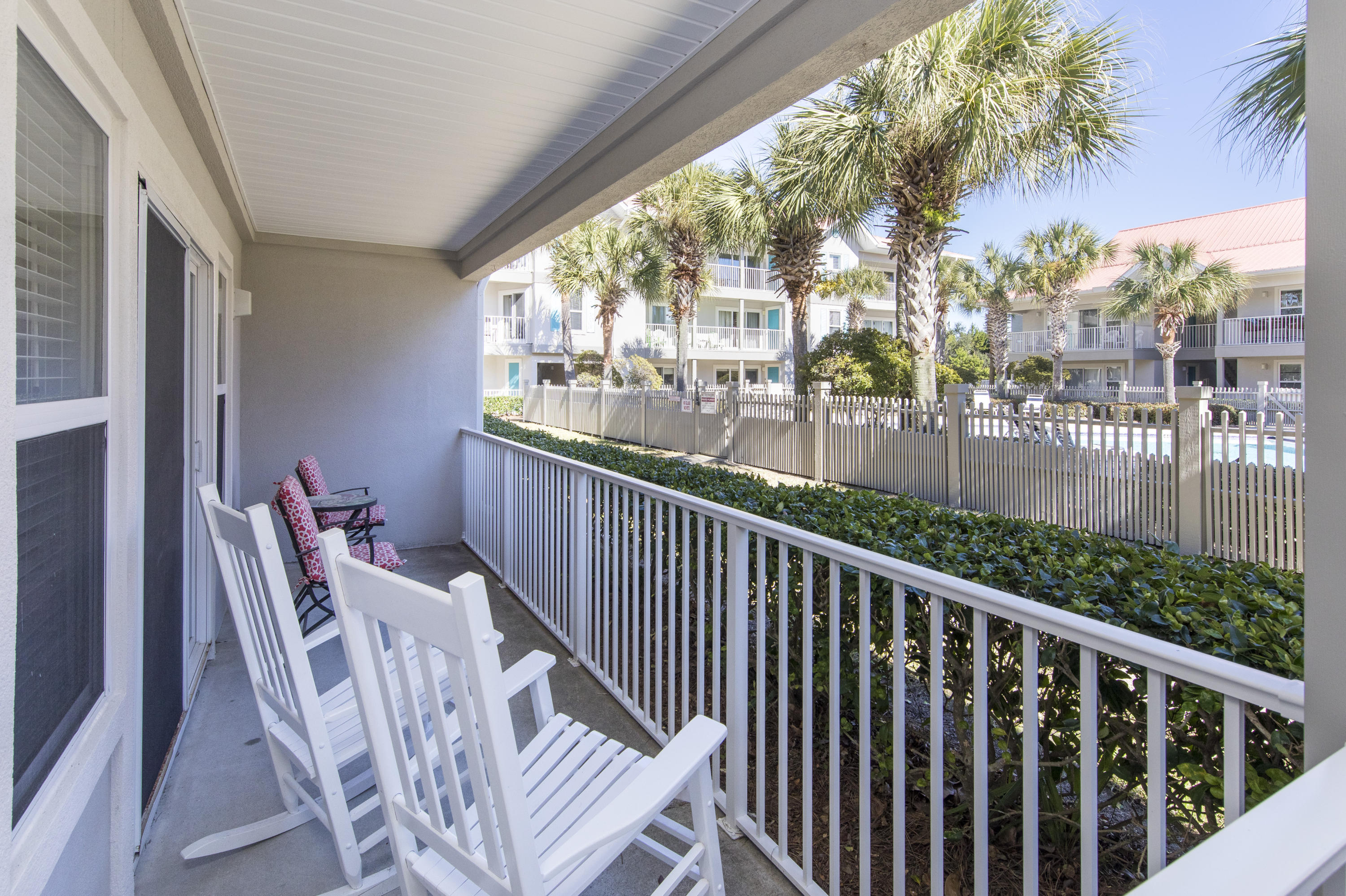 ROLLIN TIDE VILLAS - Residential