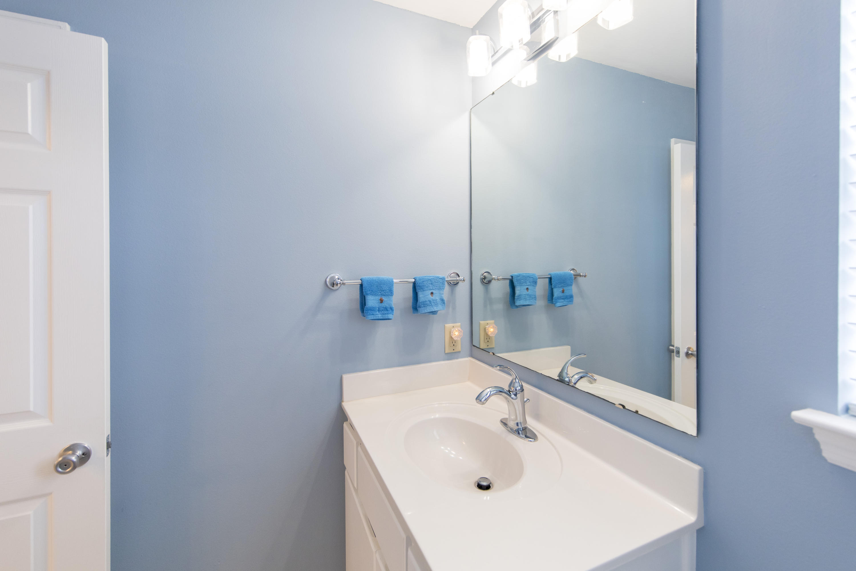 ROLLIN TIDE VILLAS - Residential