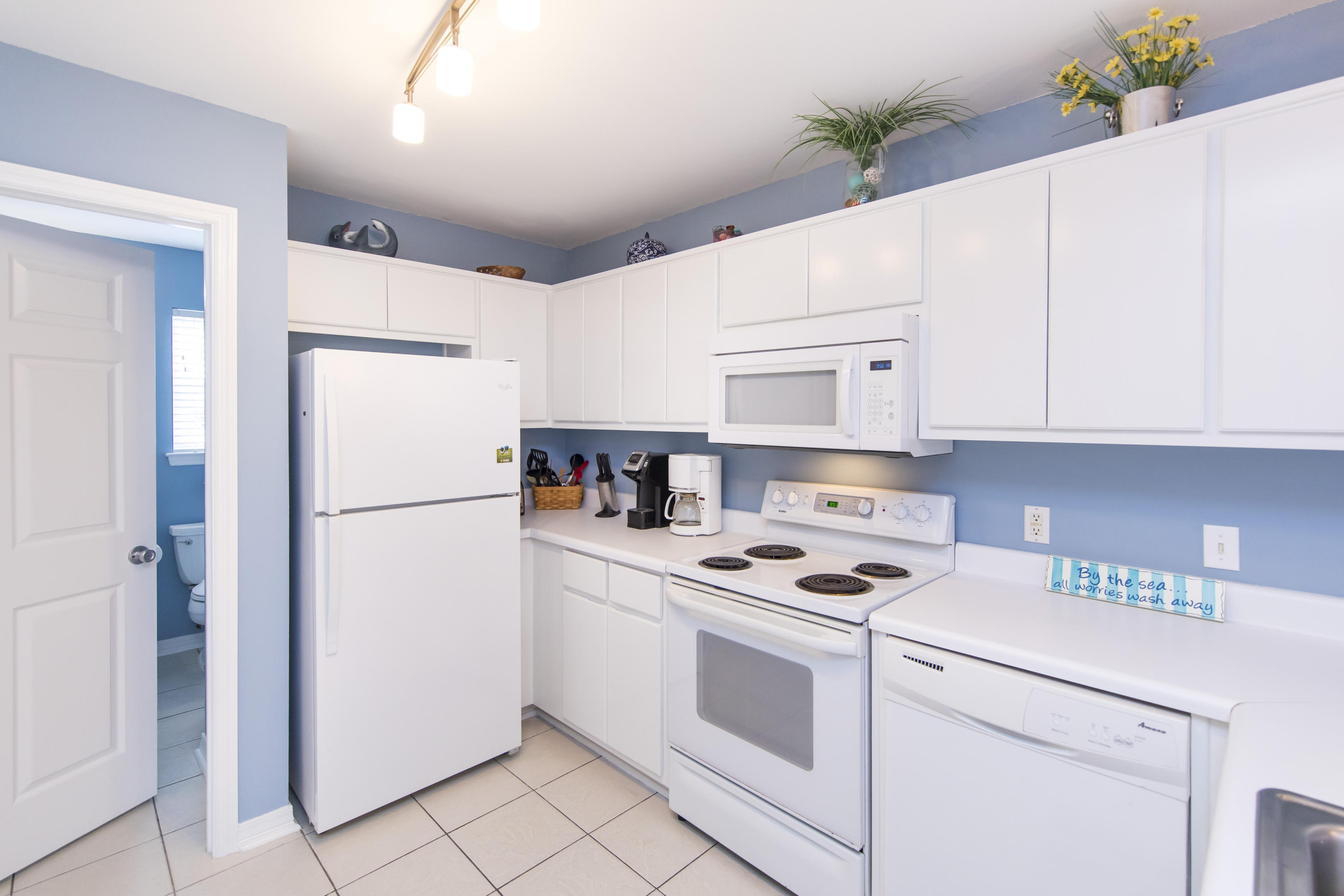 ROLLIN TIDE VILLAS - Residential