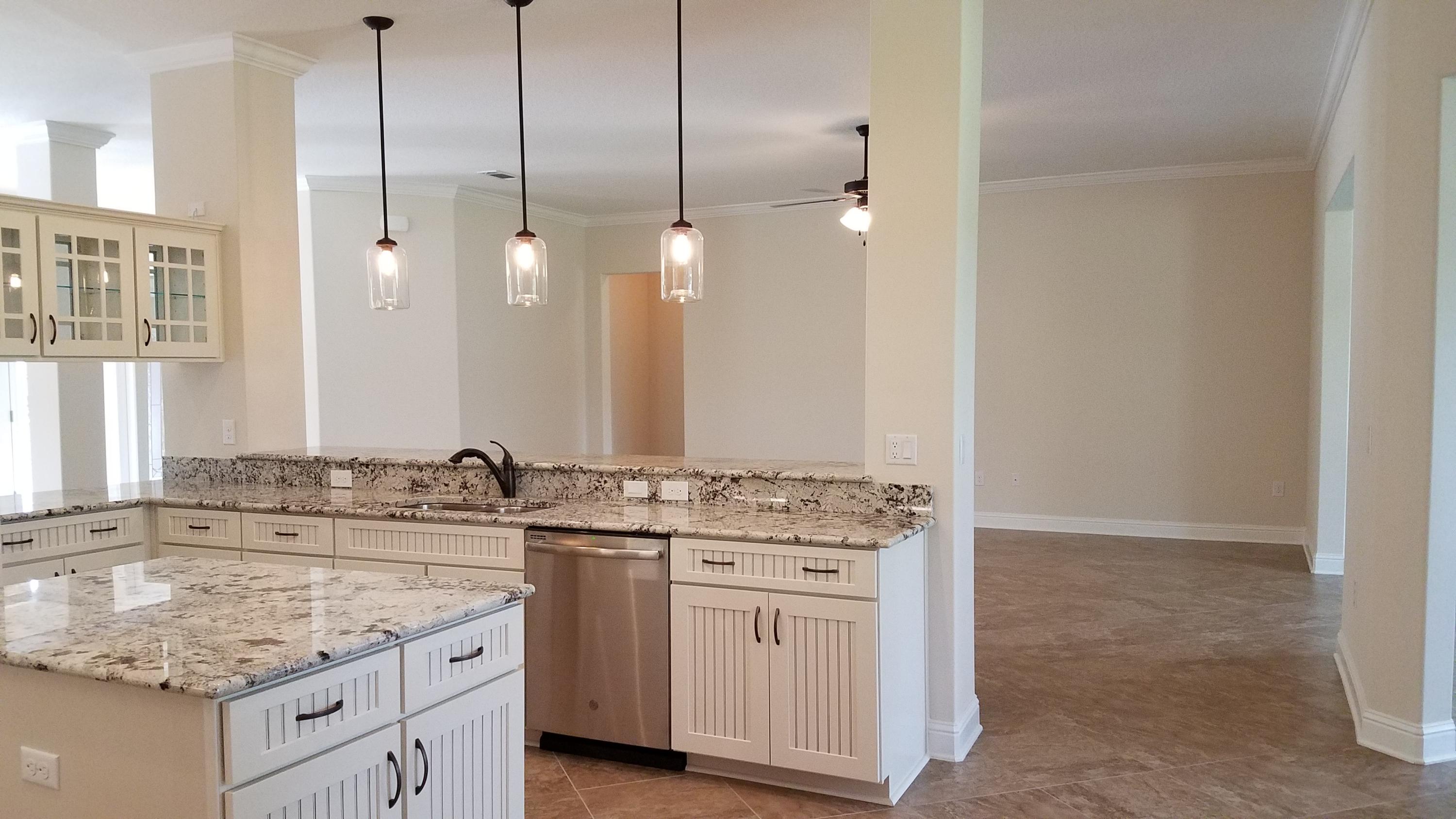 HOLLEY BY THE SEA - Residential