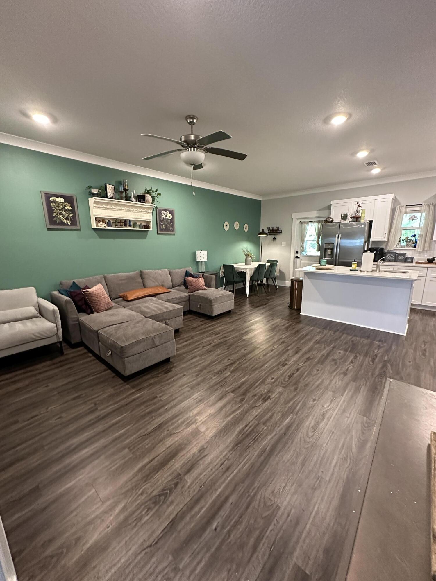 VERANDAS AT FREEPORT - Residential