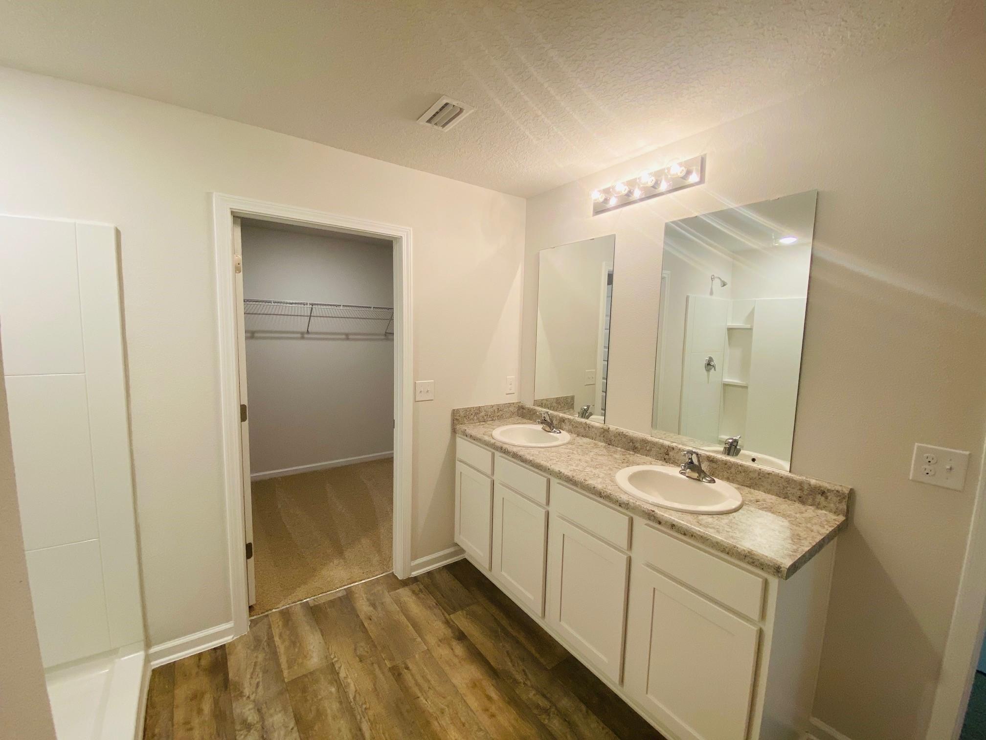 TIMBERLAND RIDGE - Residential