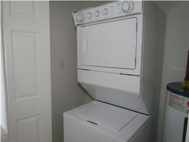 THE OAKS AT NICEVILLE PH II - Residential Lease