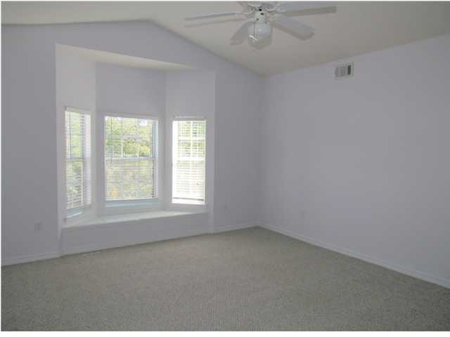 THE OAKS AT NICEVILLE PH II - Residential Lease