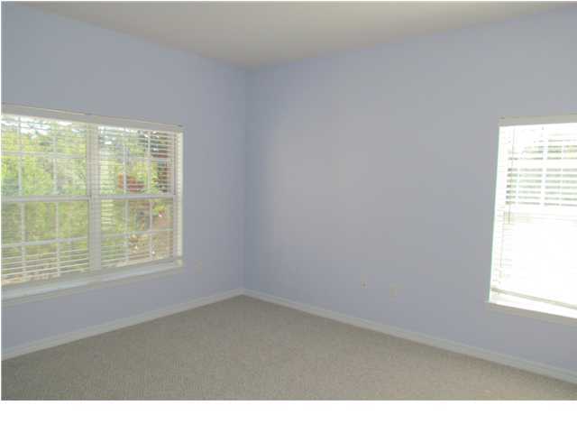 THE OAKS AT NICEVILLE PH II - Residential Lease