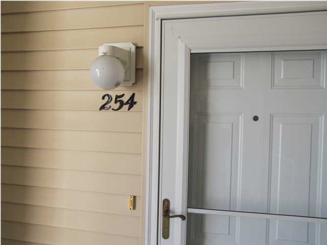 THE OAKS AT NICEVILLE PH II - Residential Lease