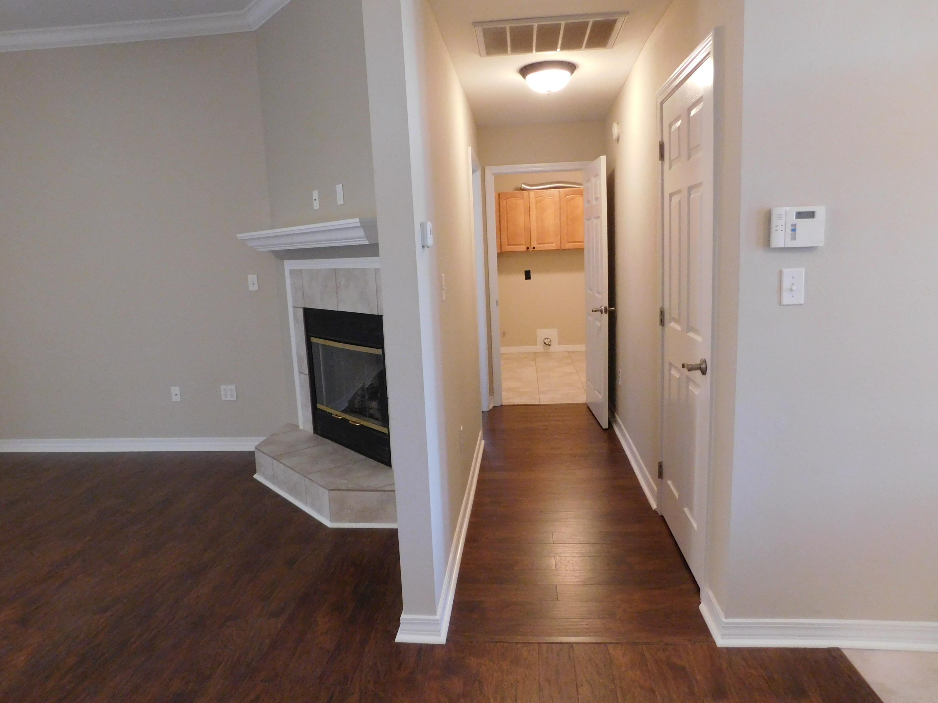 CEDAR LAKE - Residential