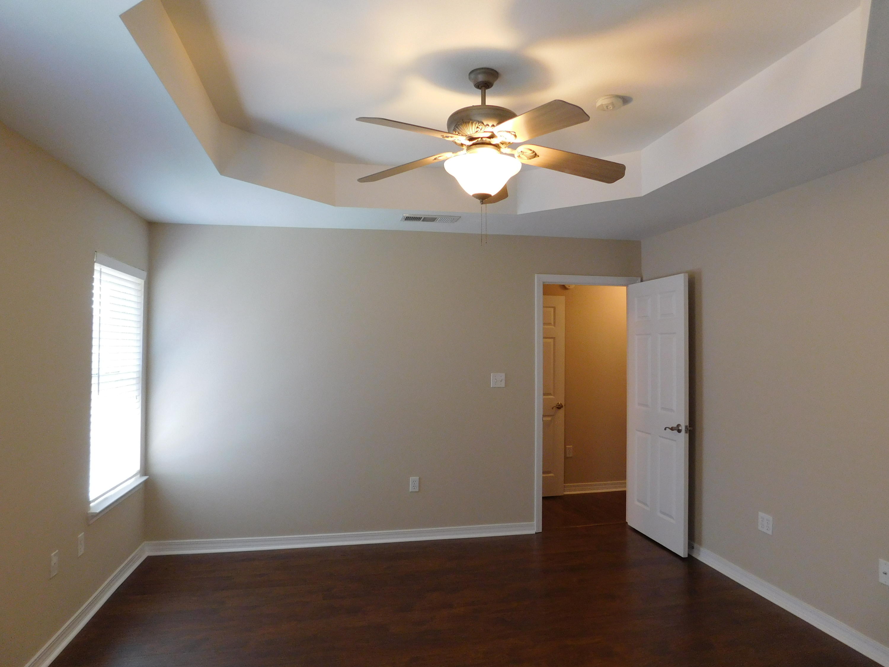 CEDAR LAKE - Residential