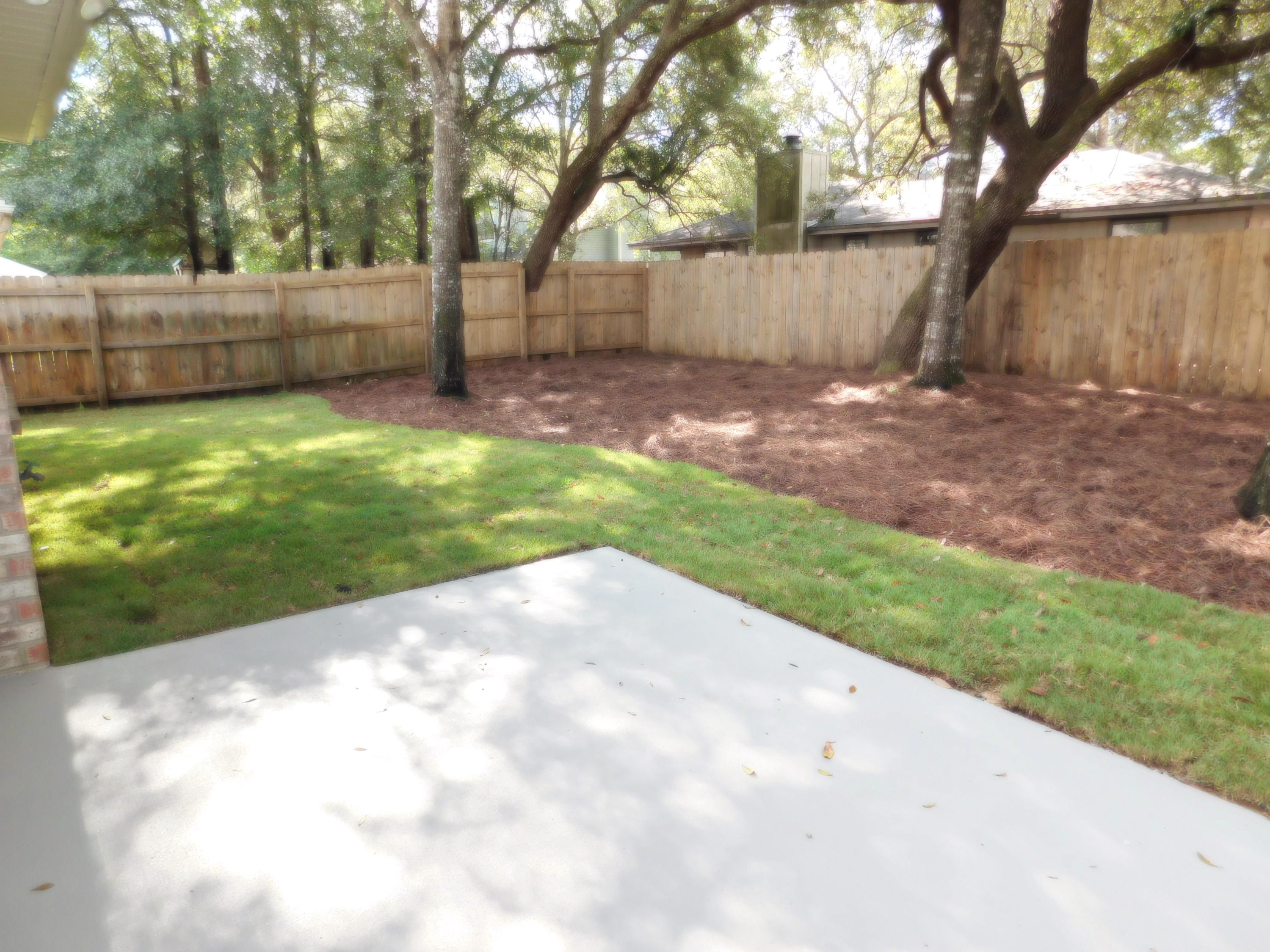 CEDAR LAKE - Residential